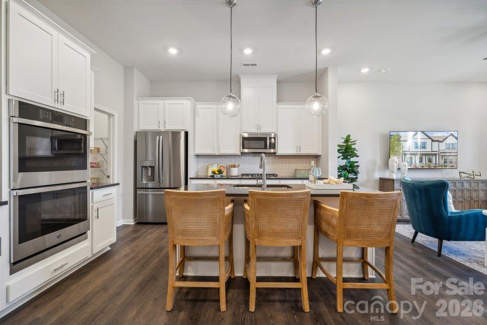 207 Silver Fleet Drive Property Photo 11