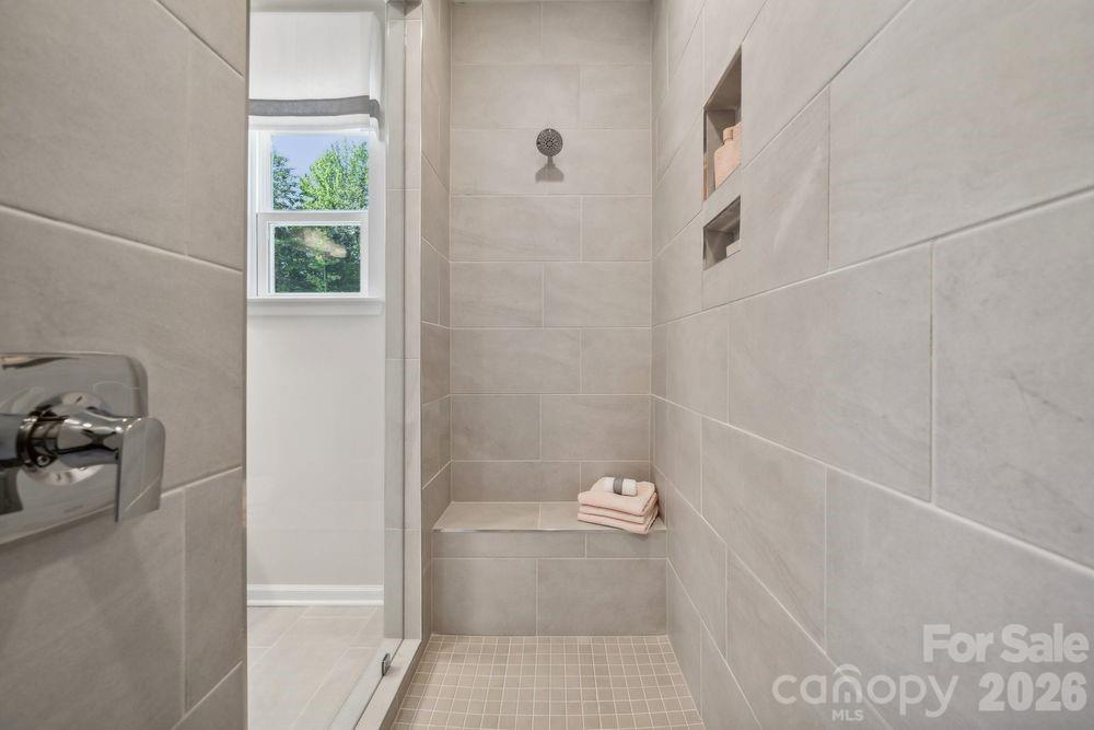 207 Silver Fleet Drive Property Photo 13