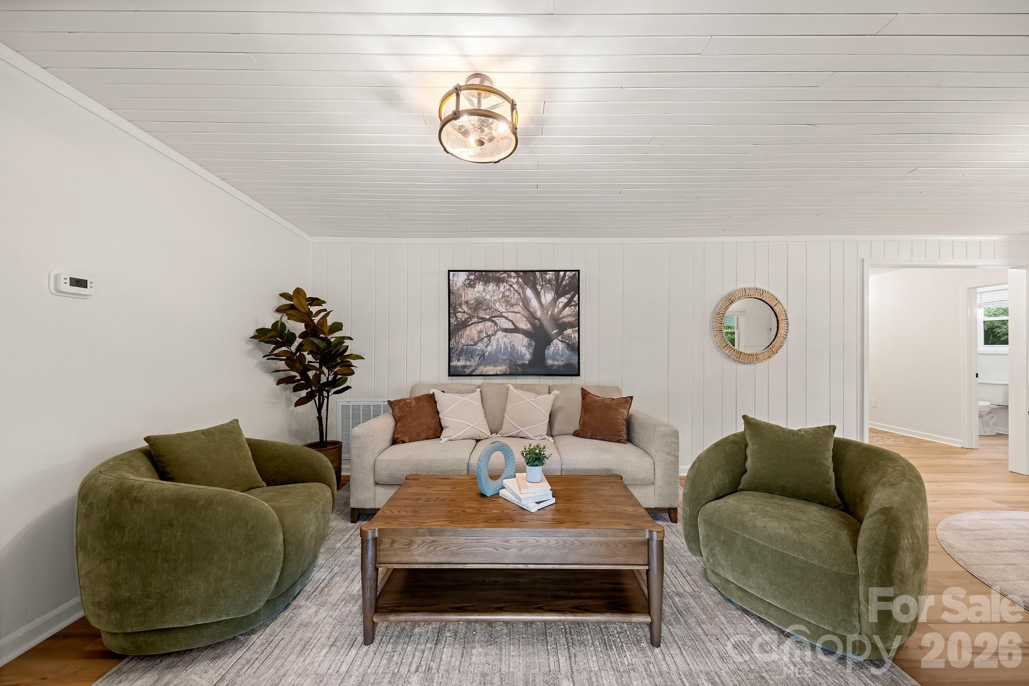 10718 Lancaster Highway Property Photo 2