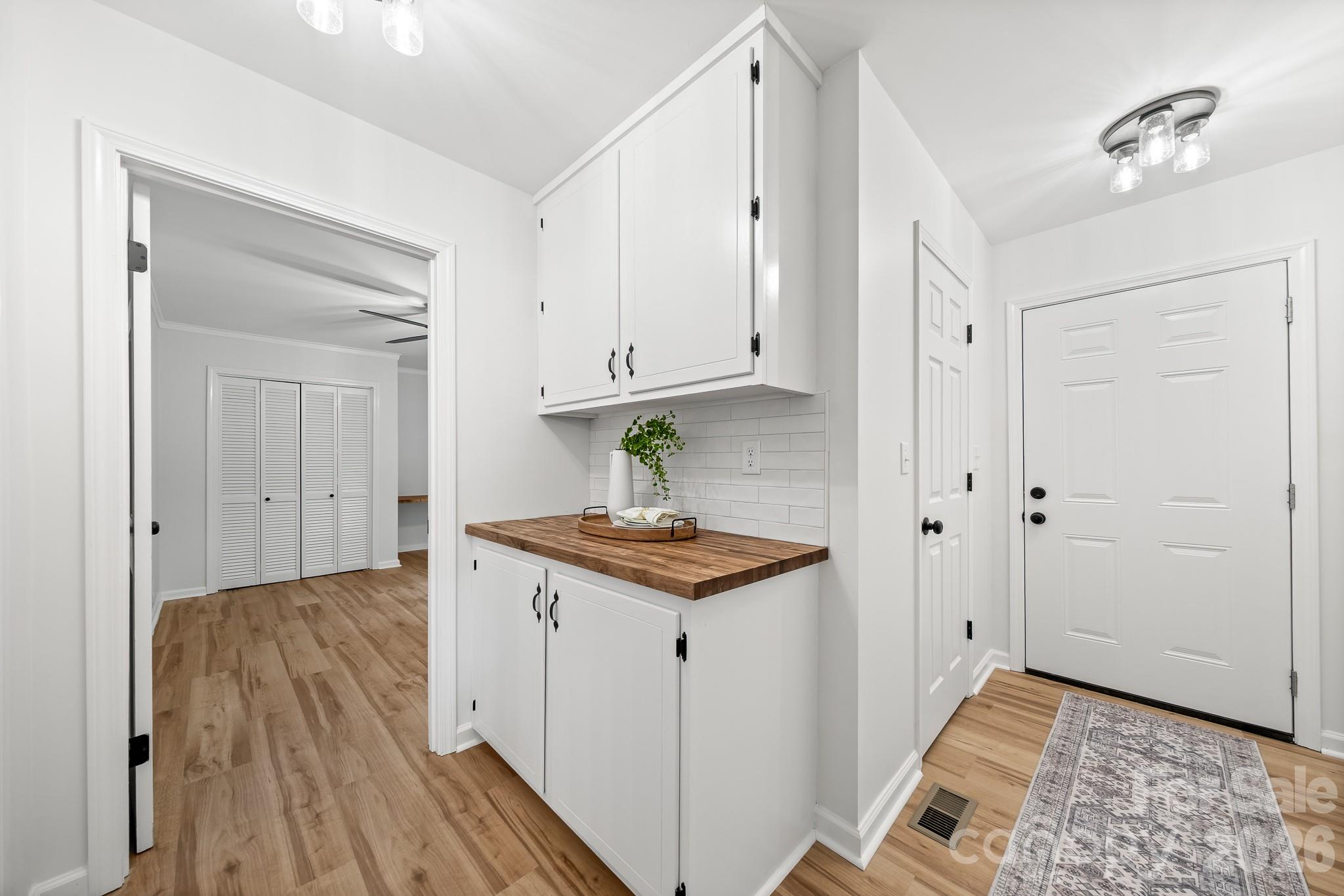 10718 Lancaster Highway Property Photo 10
