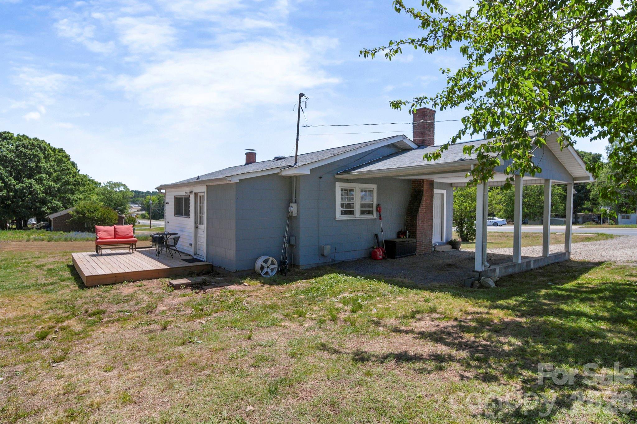 2335 E Main Street Property Photo 26