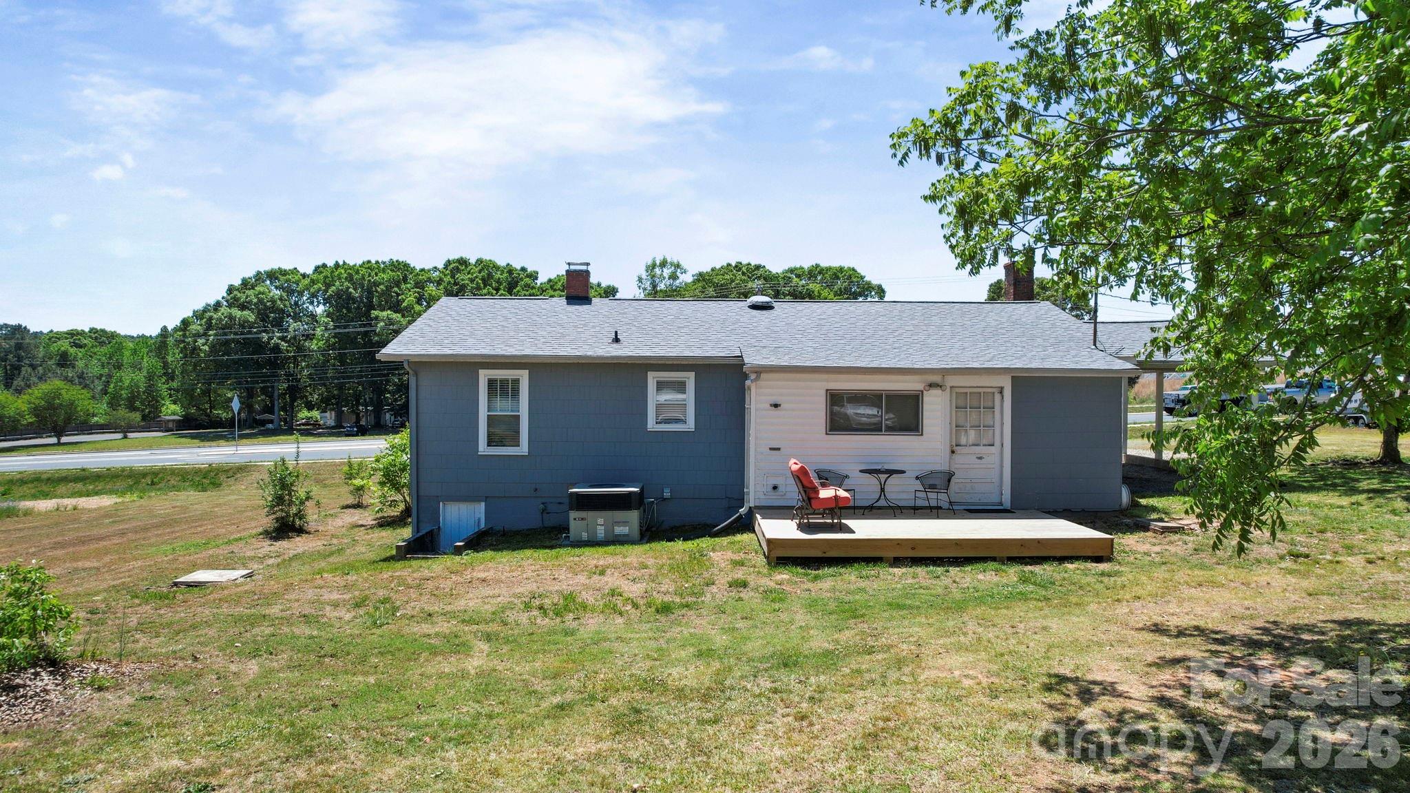 2335 E Main Street Property Photo 34