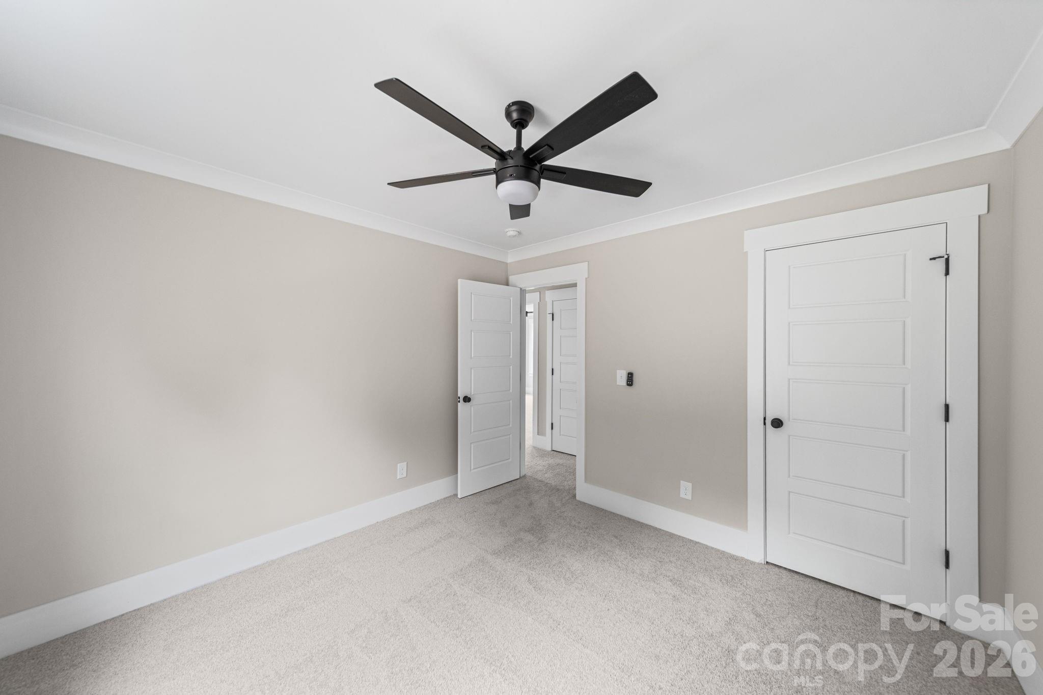 908 Dewey Street Property Photo 18