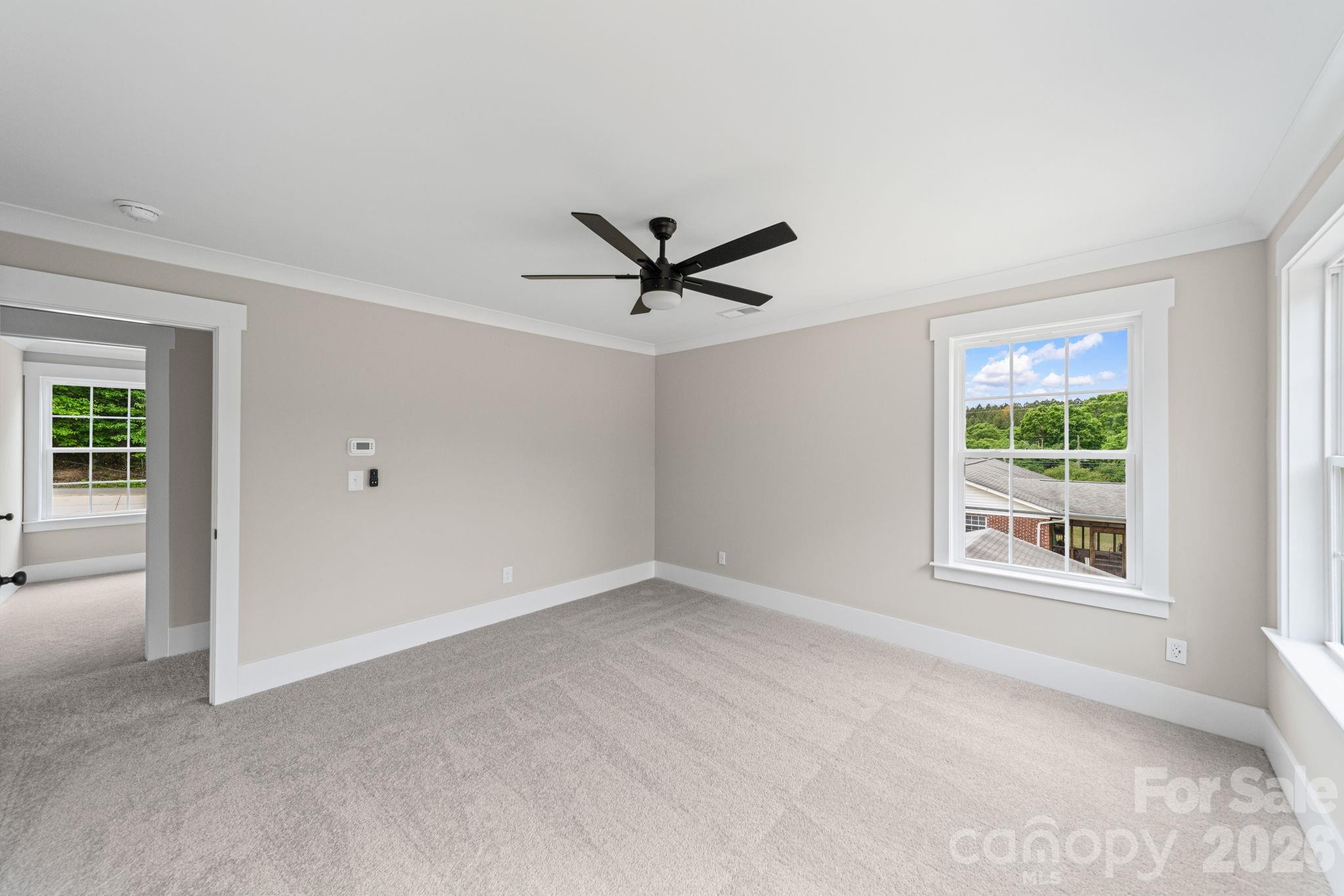 908 Dewey Street Property Photo 21