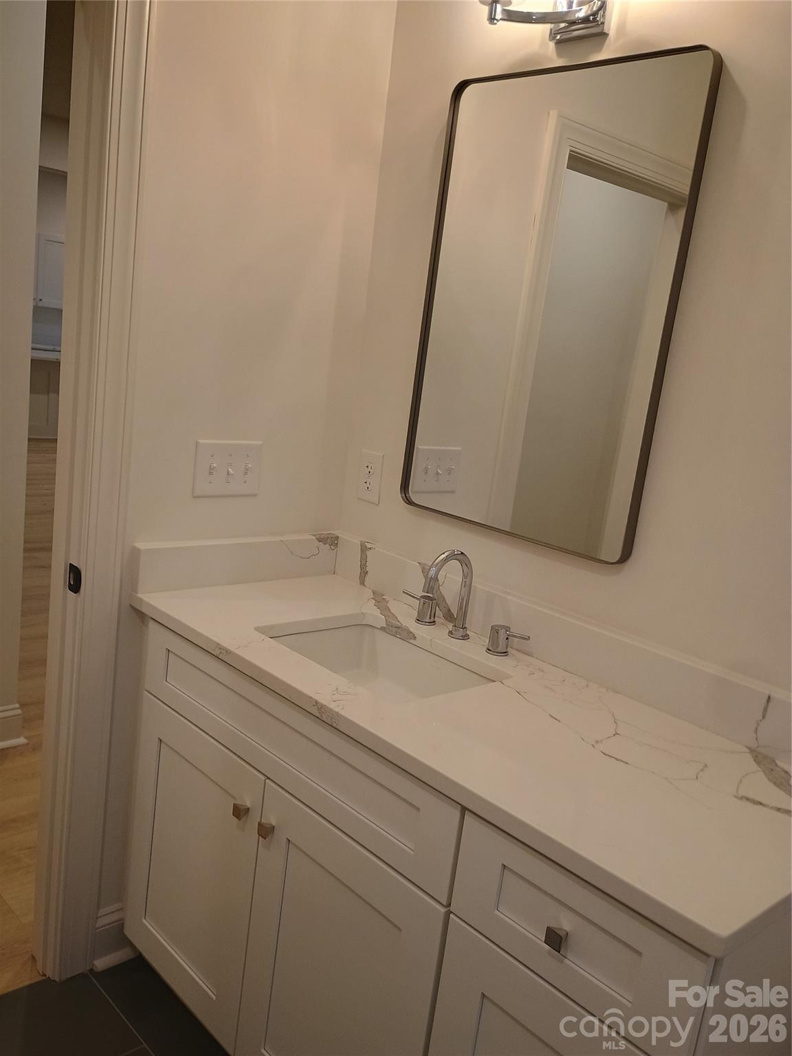 139 Blue Sky Circle Property Photo 9