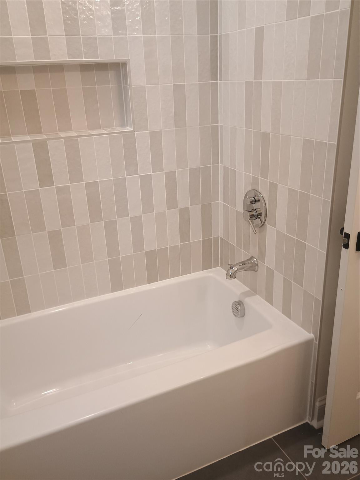 139 Blue Sky Circle Property Photo 10
