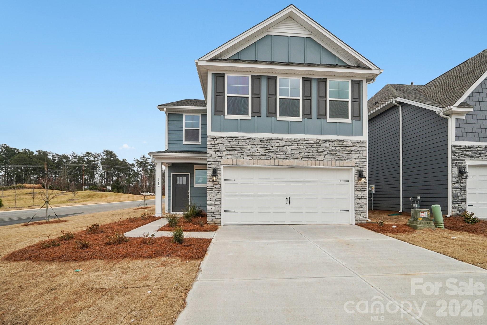 7593 Bainbridge Road Property Photo 1