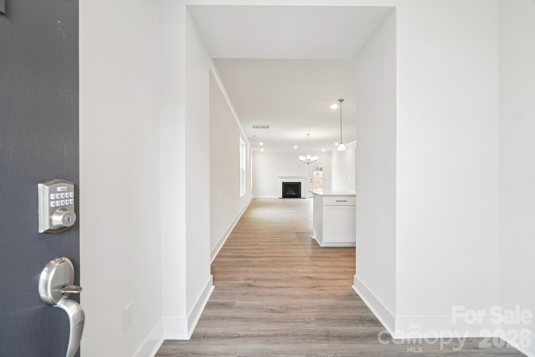 7589 Bainbridge Road Property Photo 3