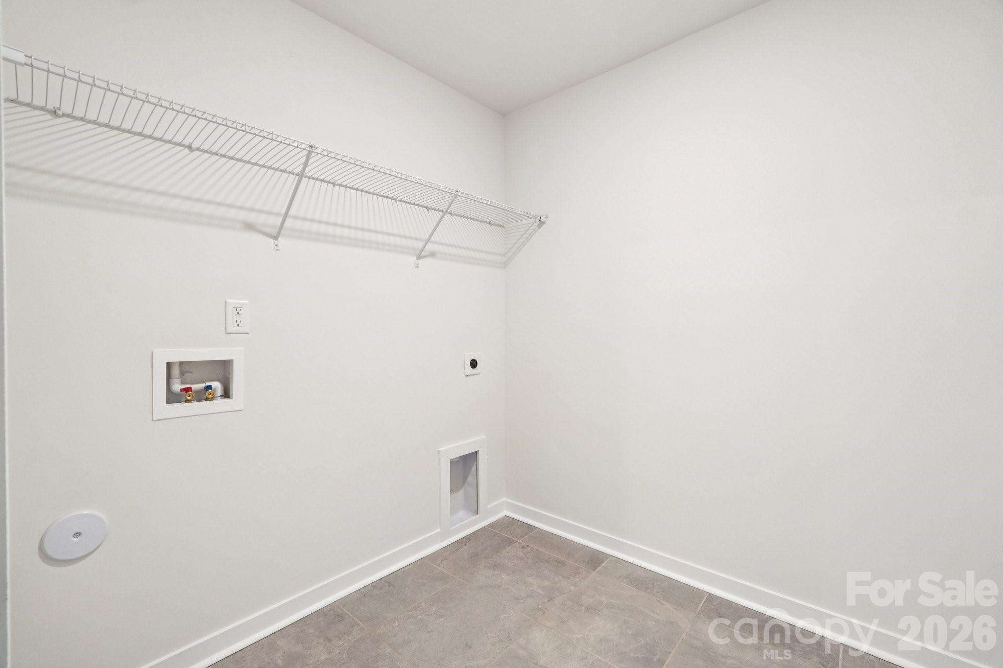 7589 Bainbridge Road Property Photo 27