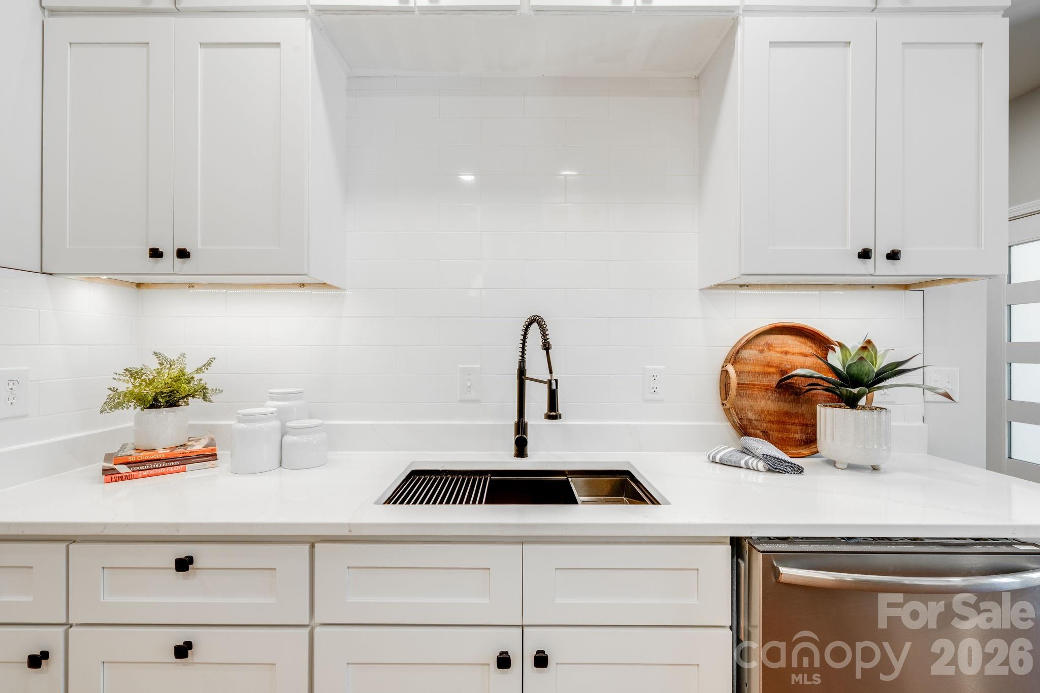 132 Fox Cross Drive Property Photo 18