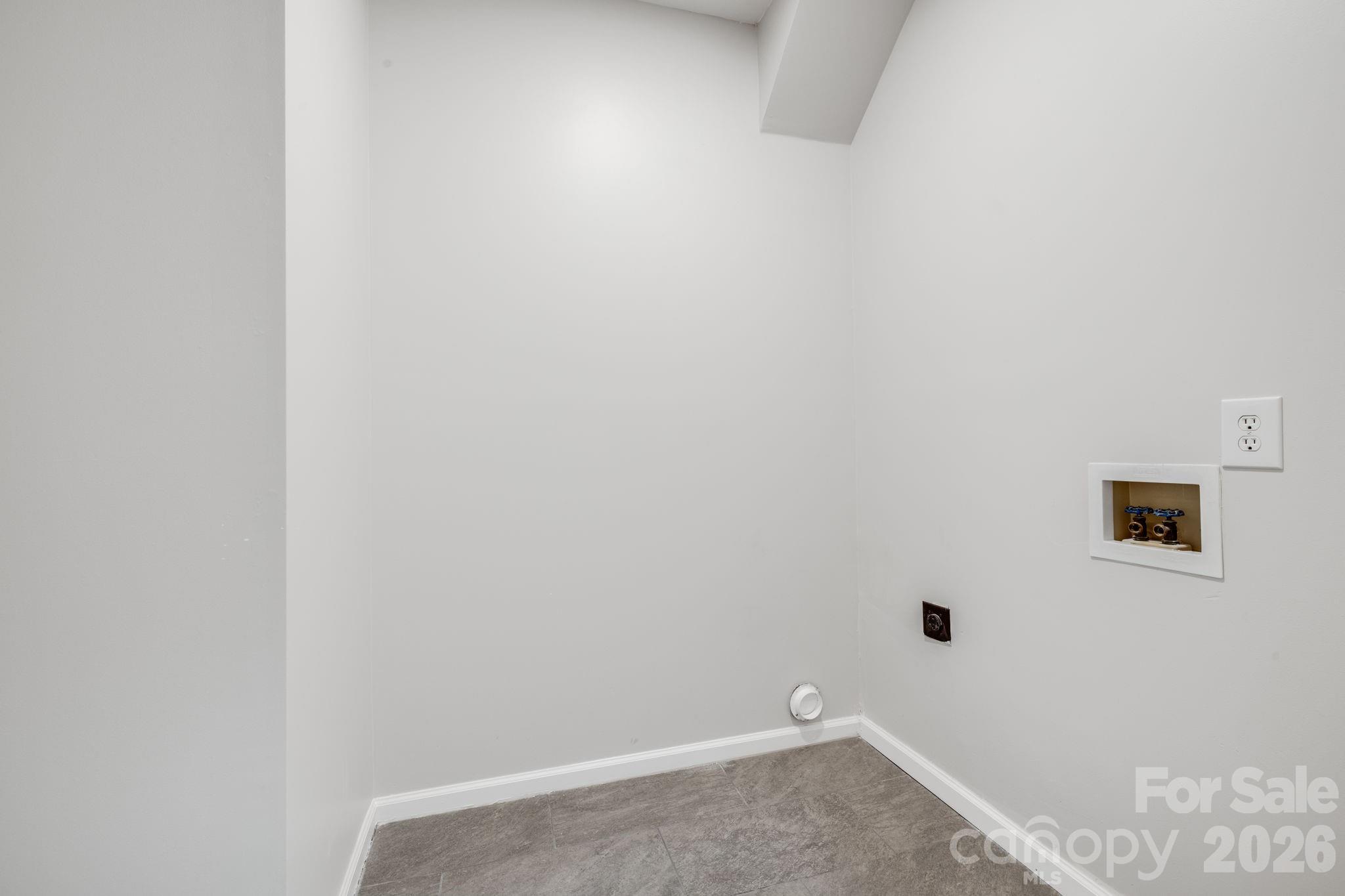 132 Fox Cross Drive Property Photo 40