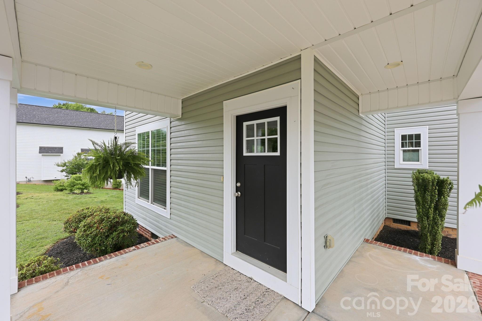 8207 Dumphries Drive Property Photo 5