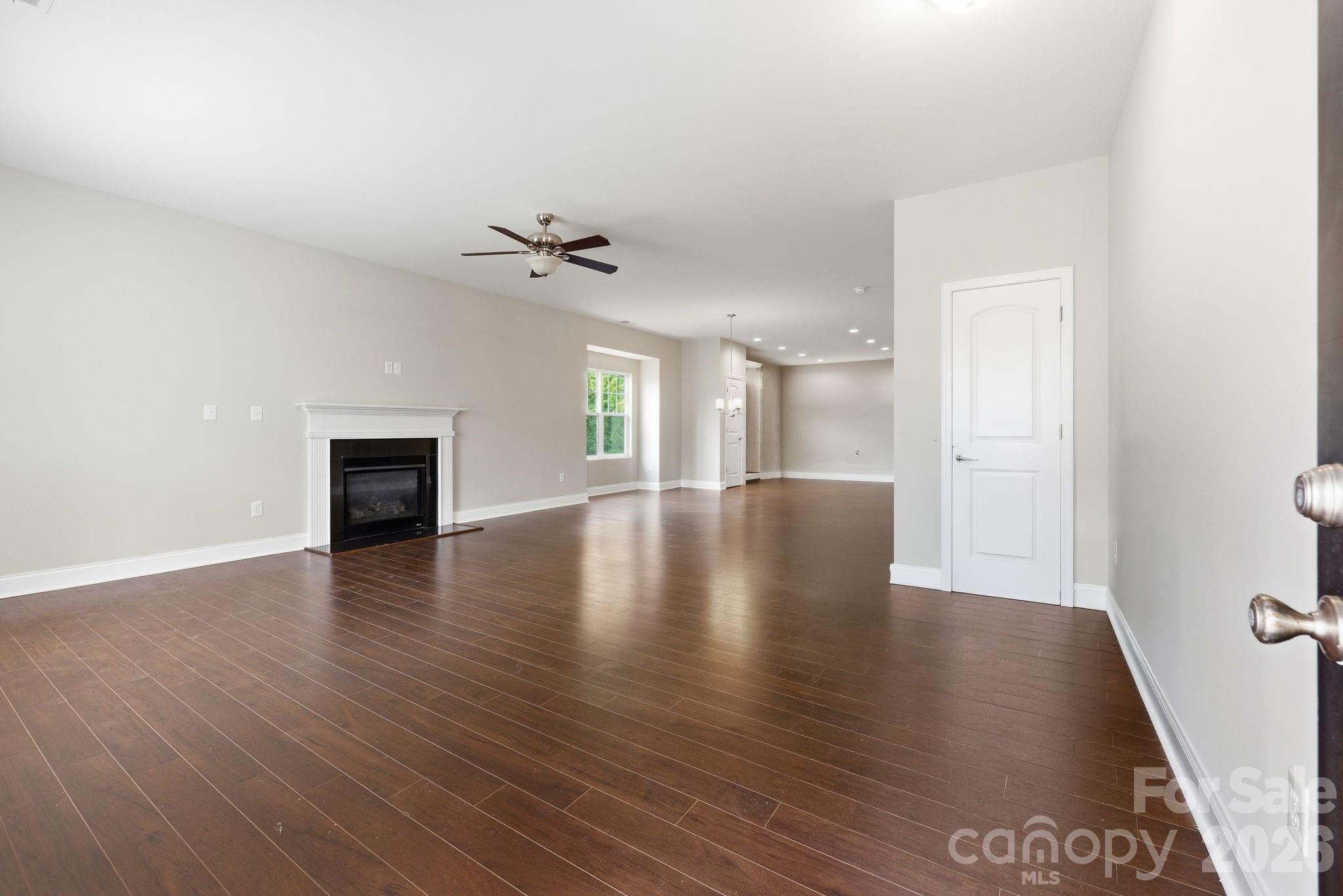 8207 Dumphries Drive Property Photo 9