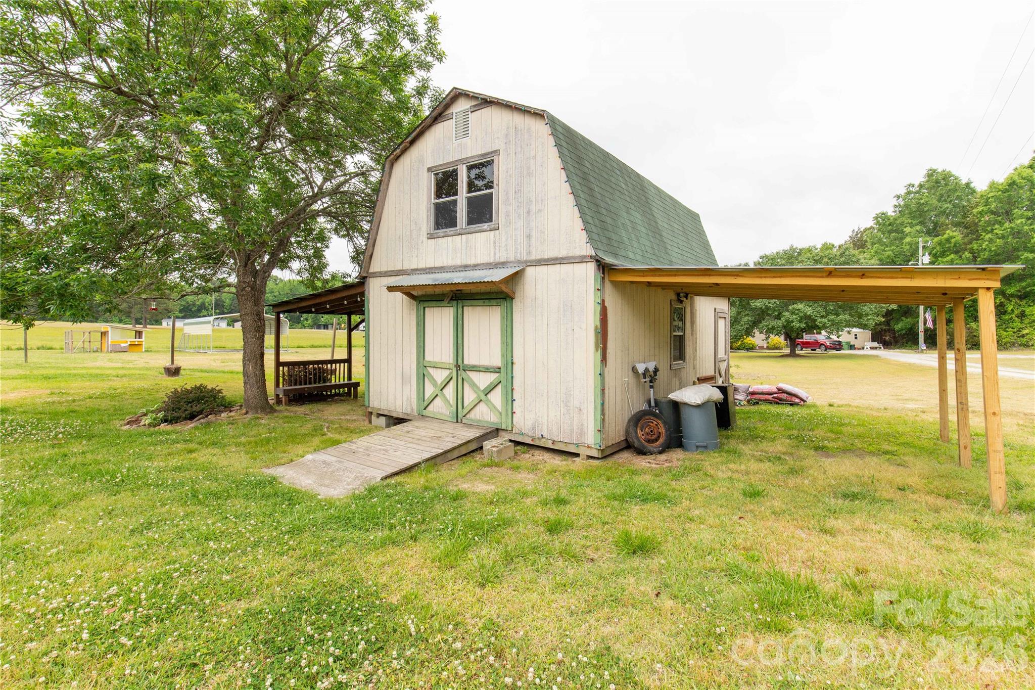 710 Dixie School Road Property Photo 29