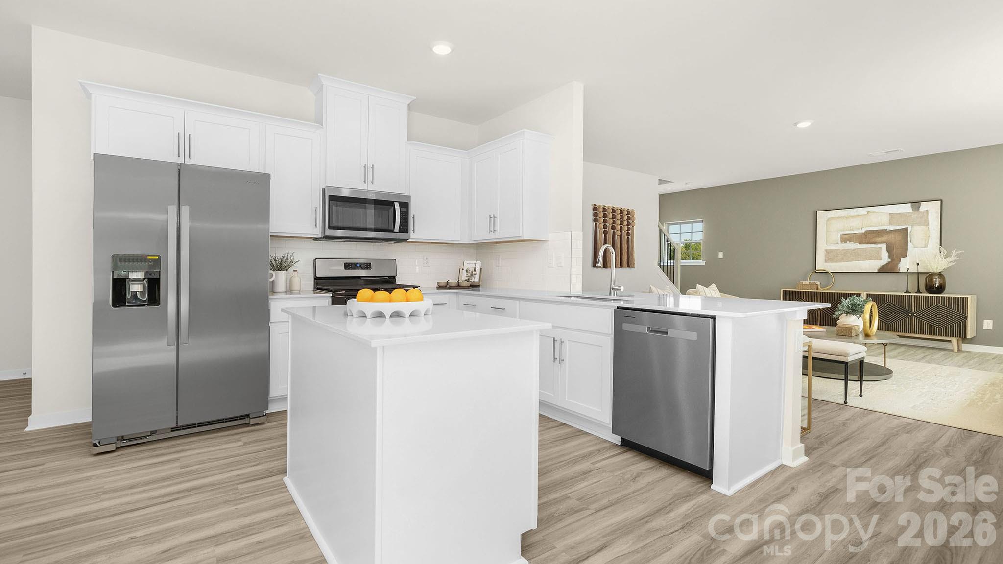 623 Country Oak Drive Property Photo 4