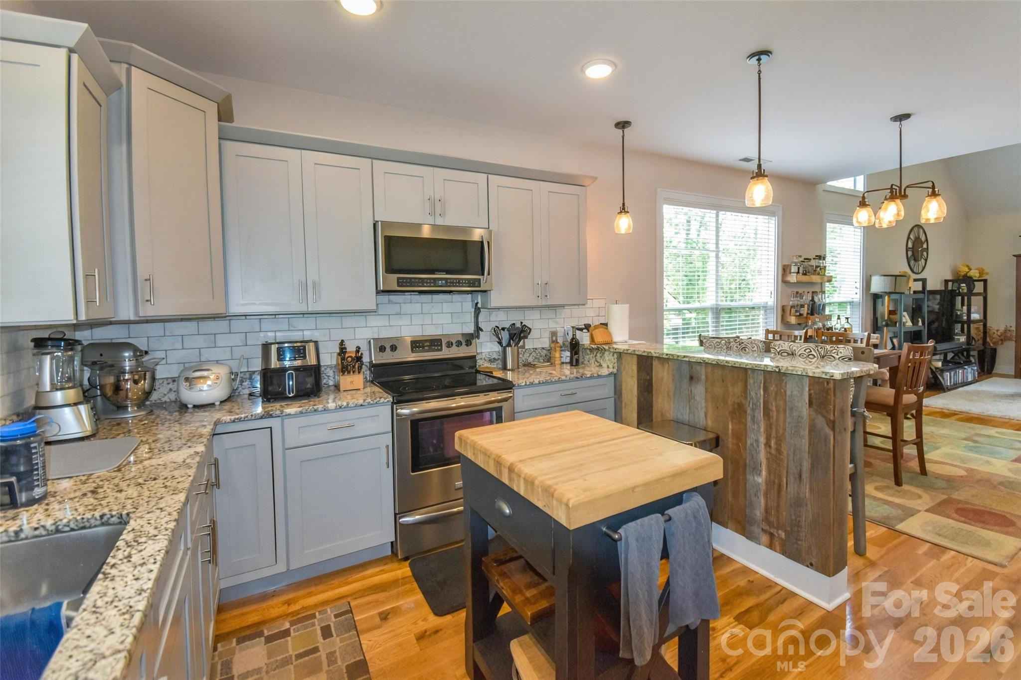 123 White Oak Road Extension Property Photo 11