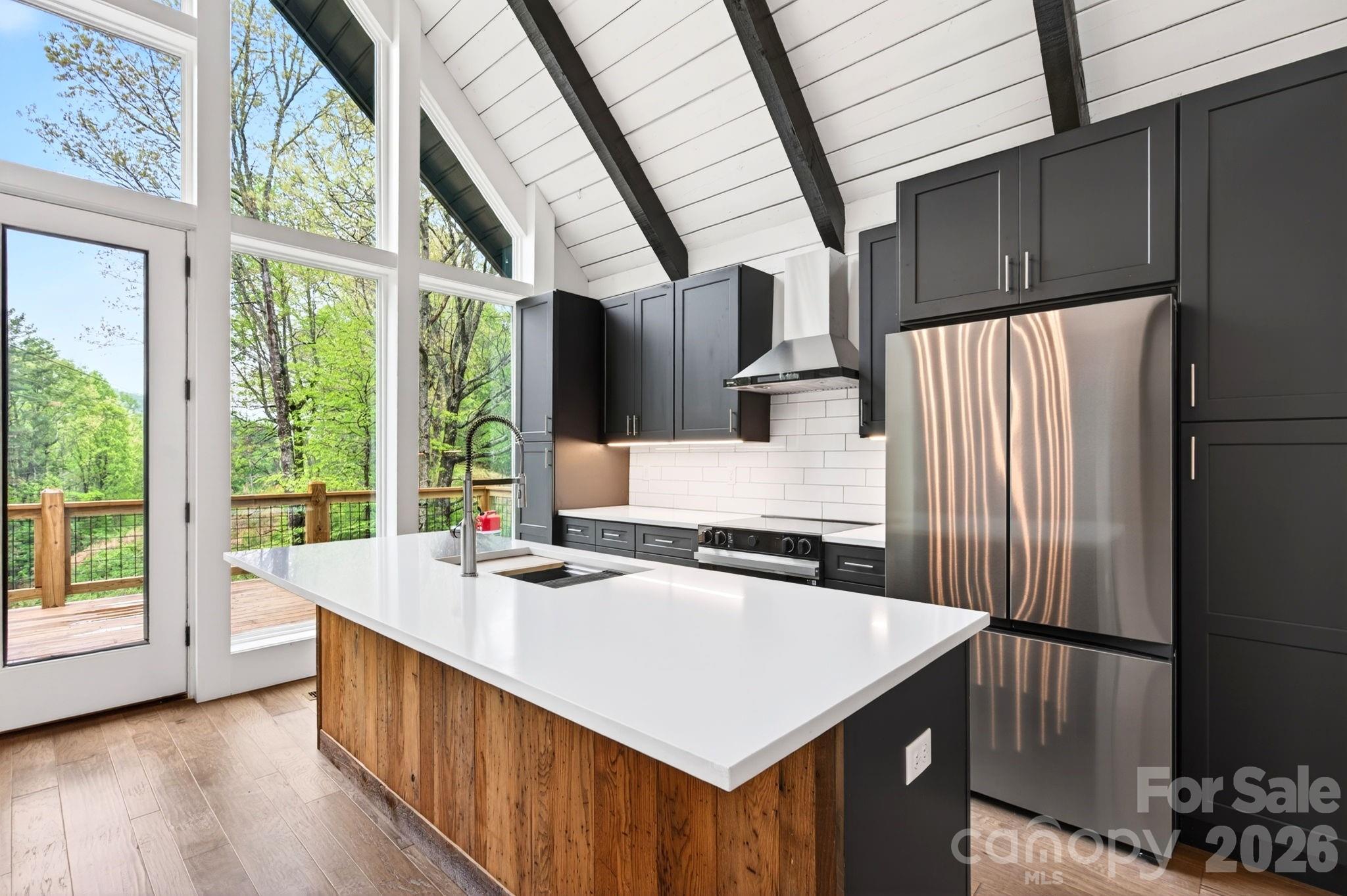 93 Horse Ring Drive Property Photo 4