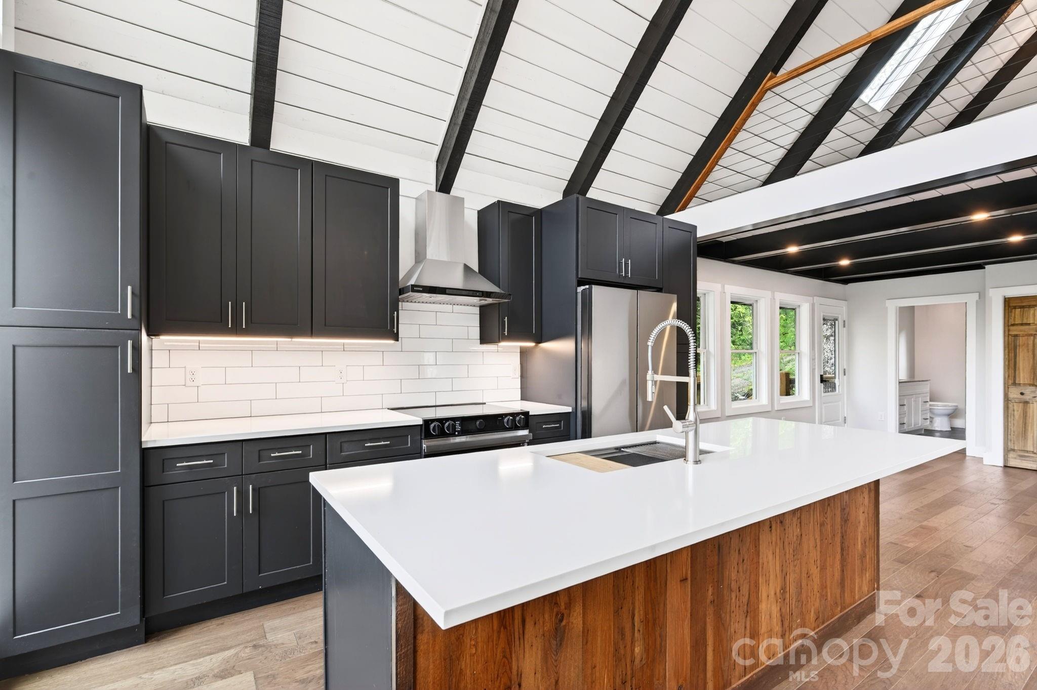 93 Horse Ring Drive Property Photo 5