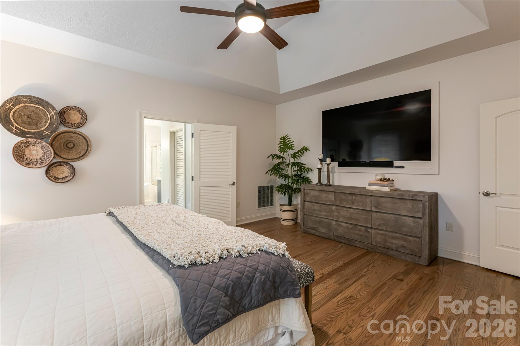 300 White Pine Drive Property Photo 24