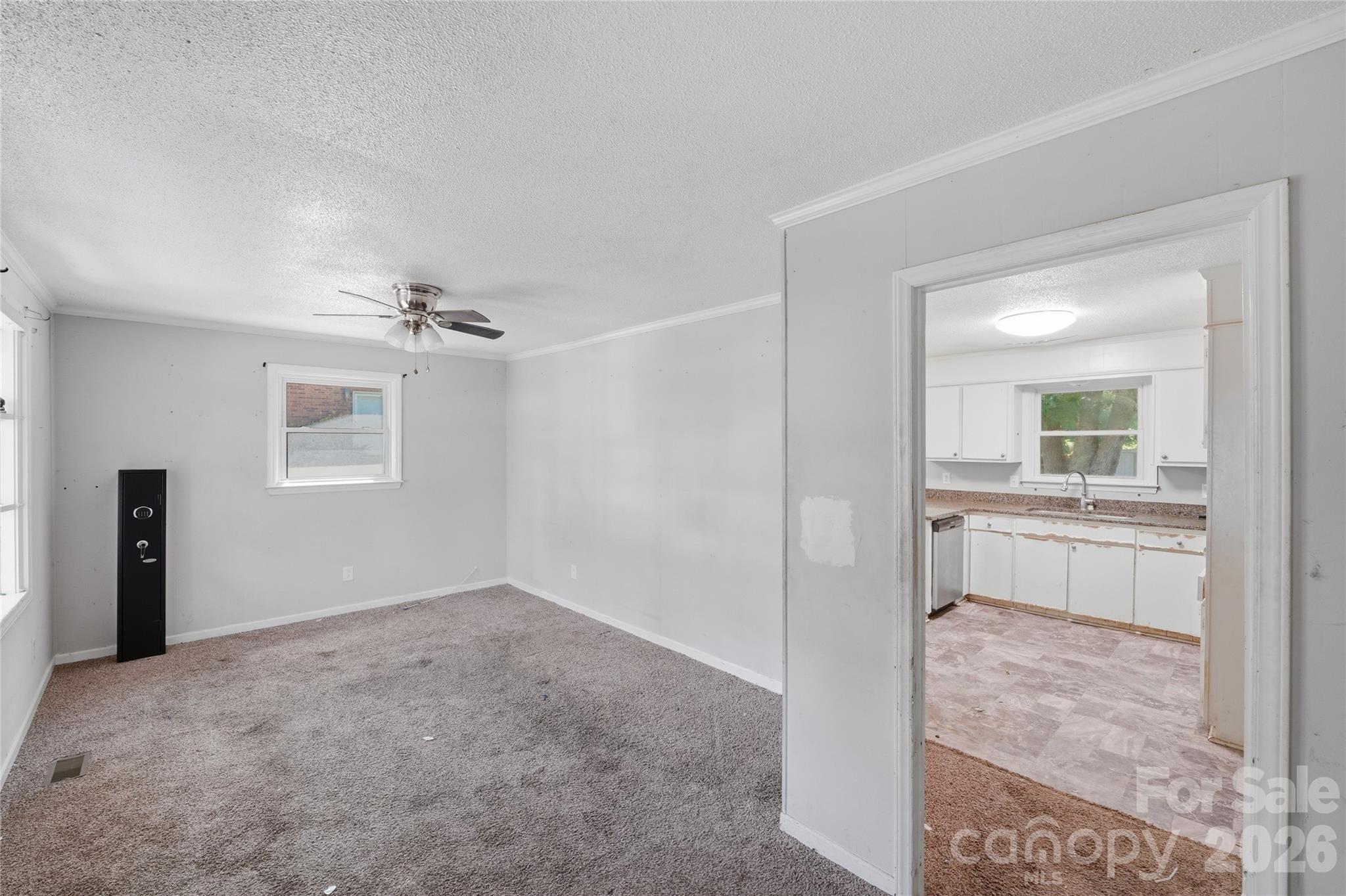151 Redwood Lane Property Photo 8