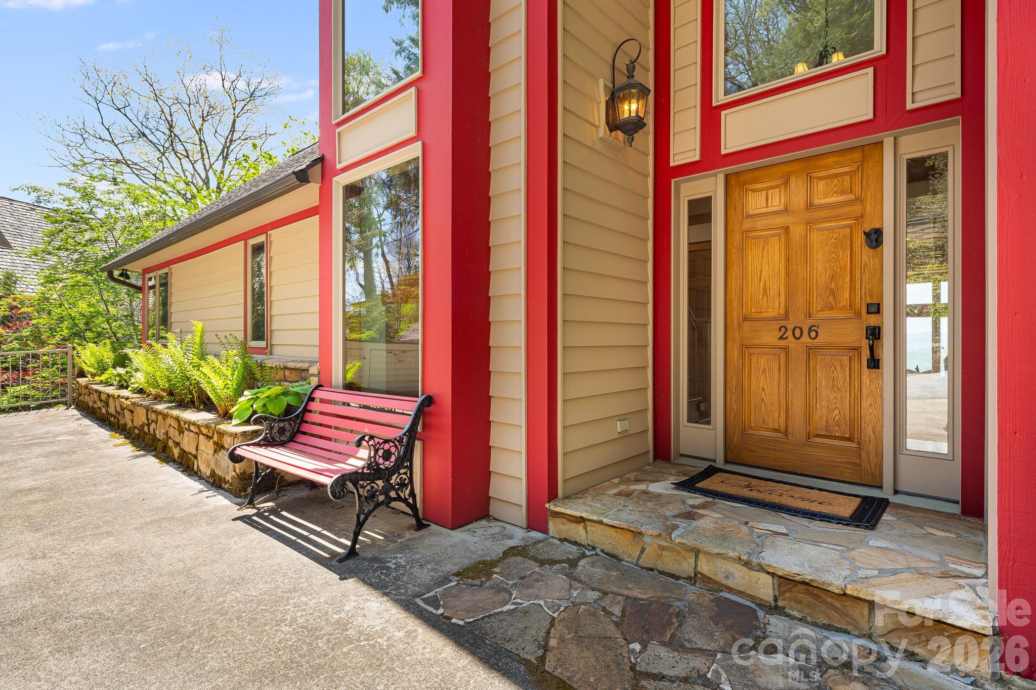 206 Twin Springs Road Property Photo 7