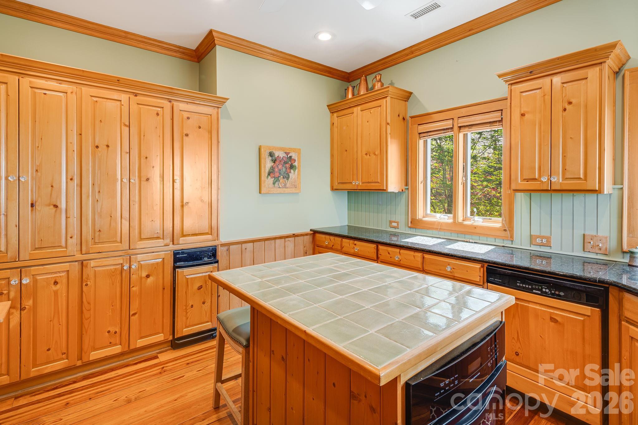 206 Twin Springs Road Property Photo 19