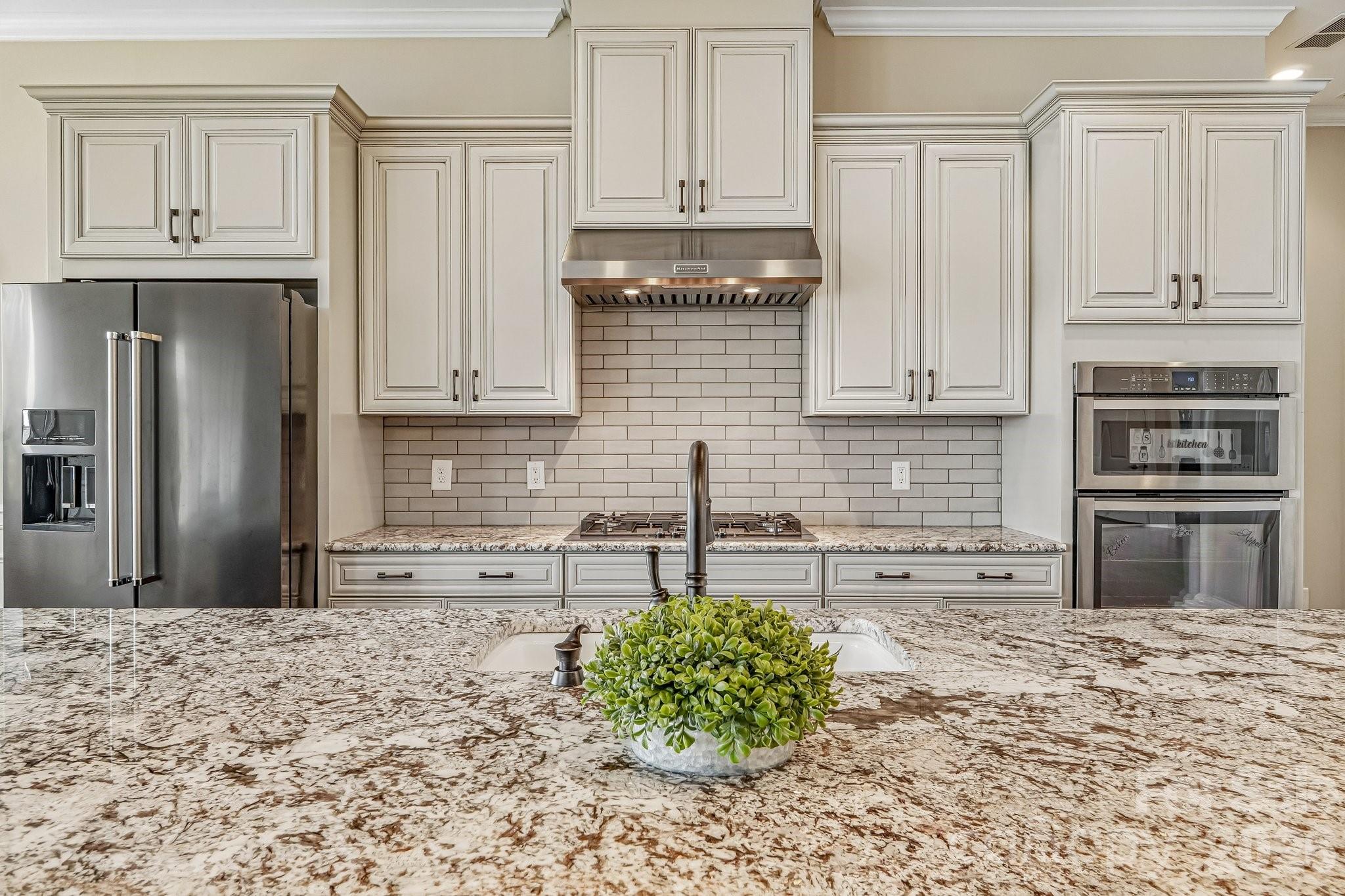 14503 Crest Court Property Photo 7