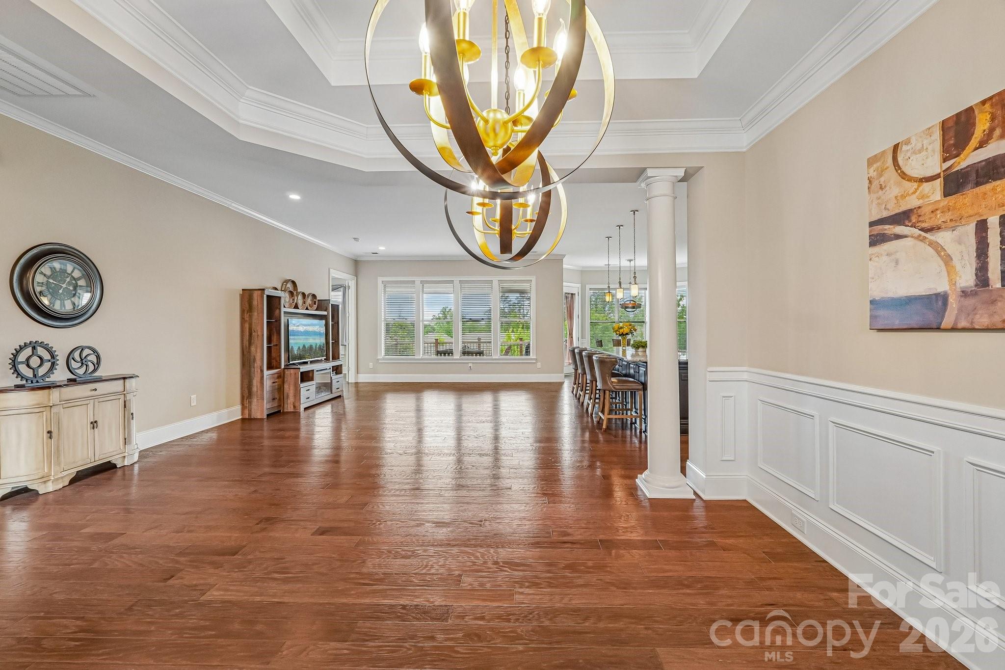 14503 Crest Court Property Photo 10