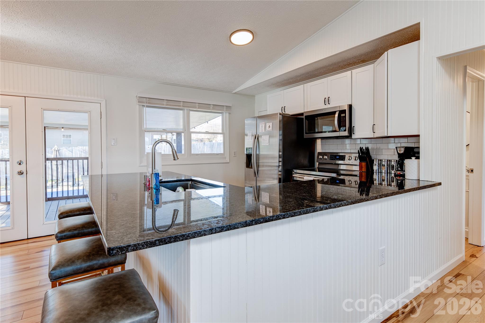 208 Altamahaw Avenue Property Photo 7