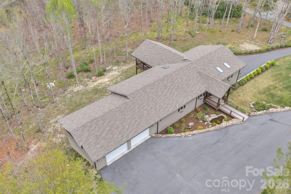 811 Linhigh Drive Property Photo 3