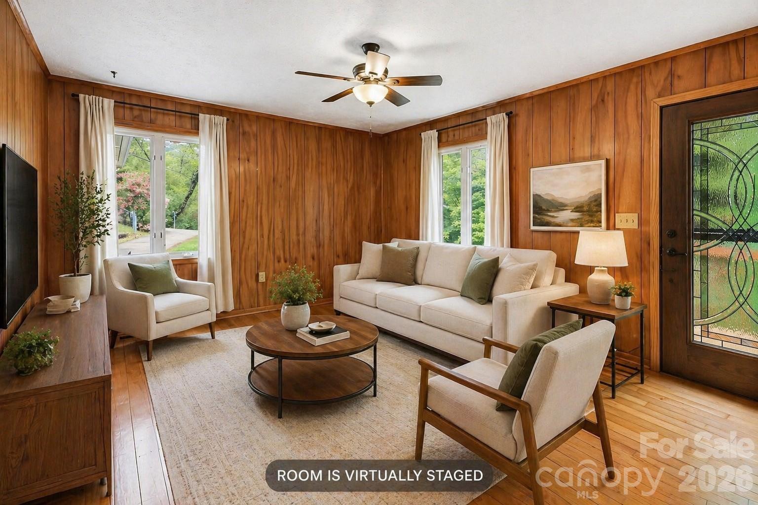 959 Oakmont Drive Property Photo 3