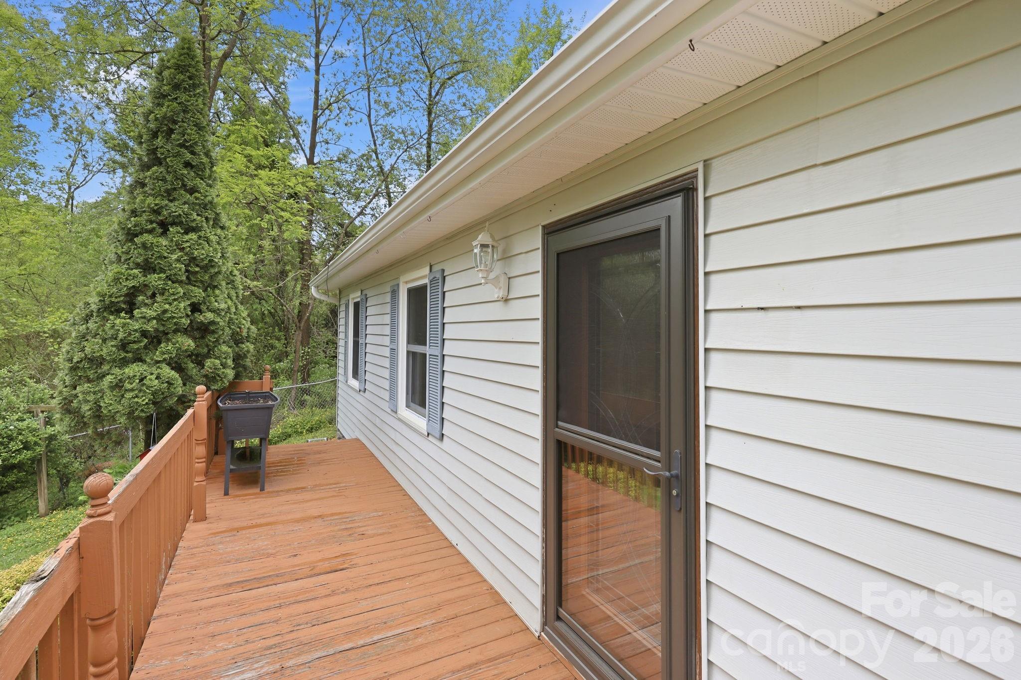 959 Oakmont Drive Property Photo 19