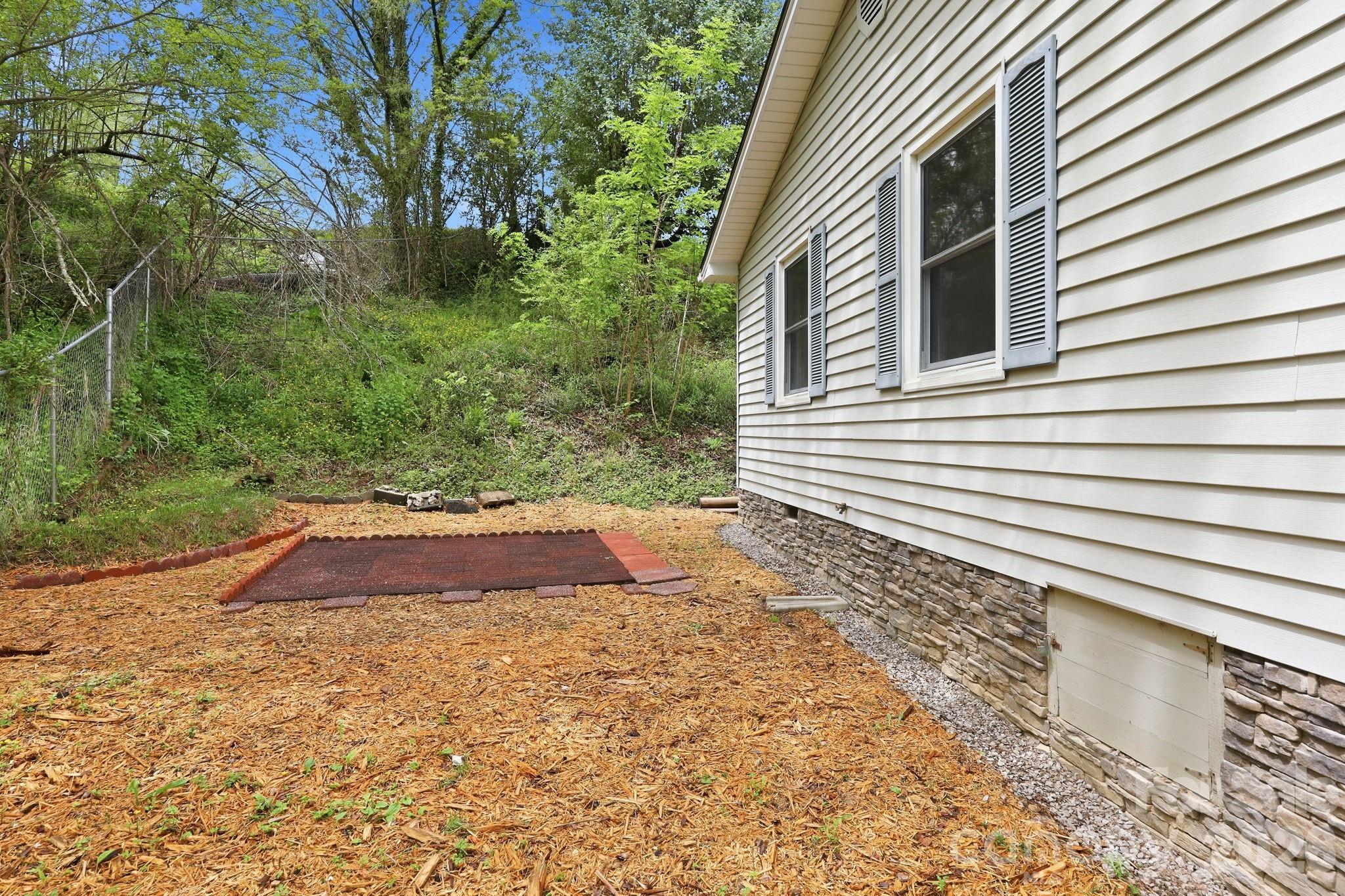 959 Oakmont Drive Property Photo 25