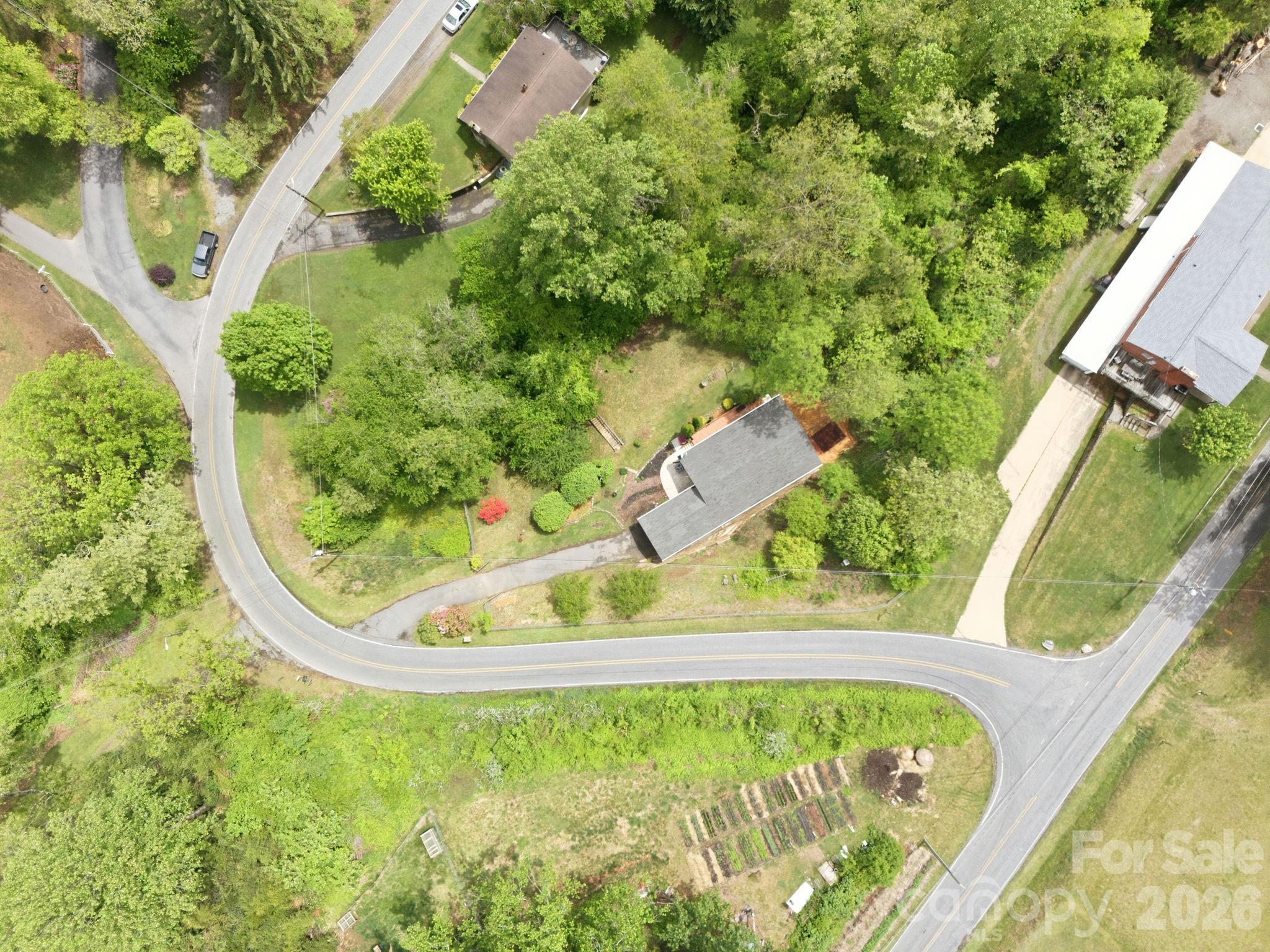 959 Oakmont Drive Property Photo 30