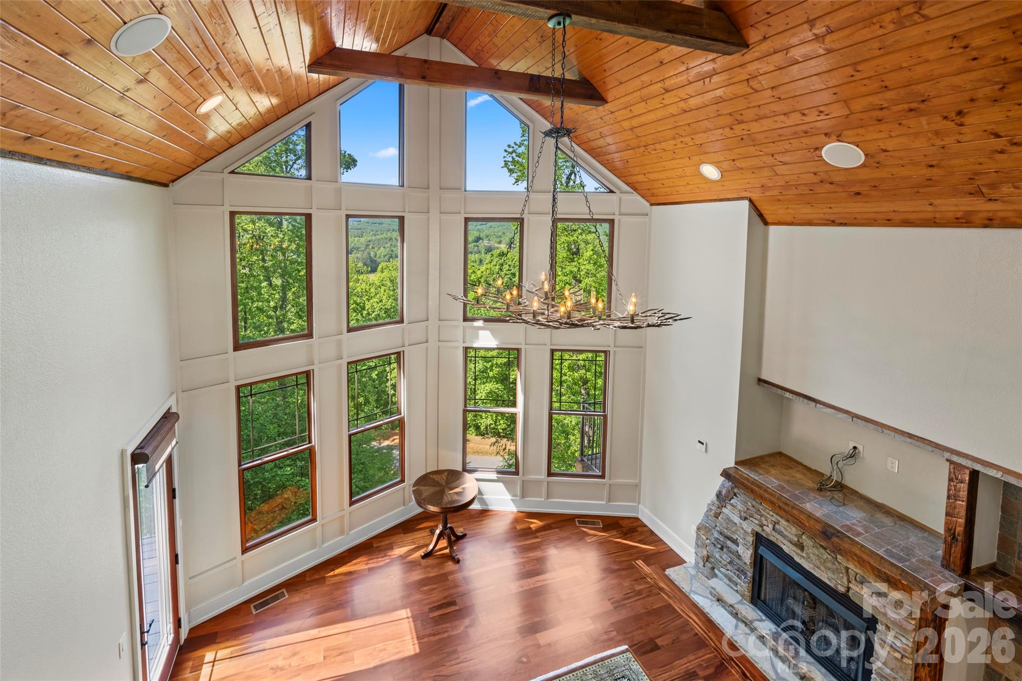 556 High Pines Loop Property Photo 10