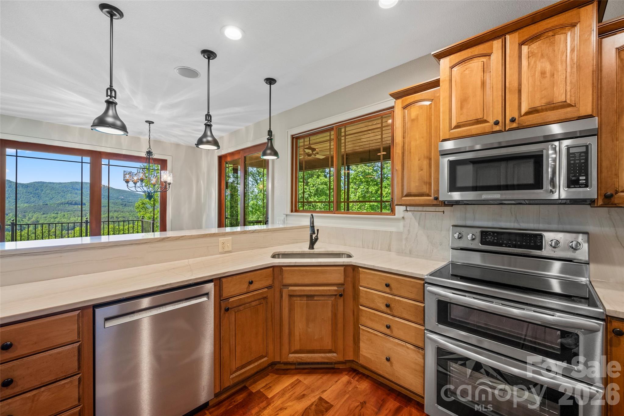 556 High Pines Loop Property Photo 16