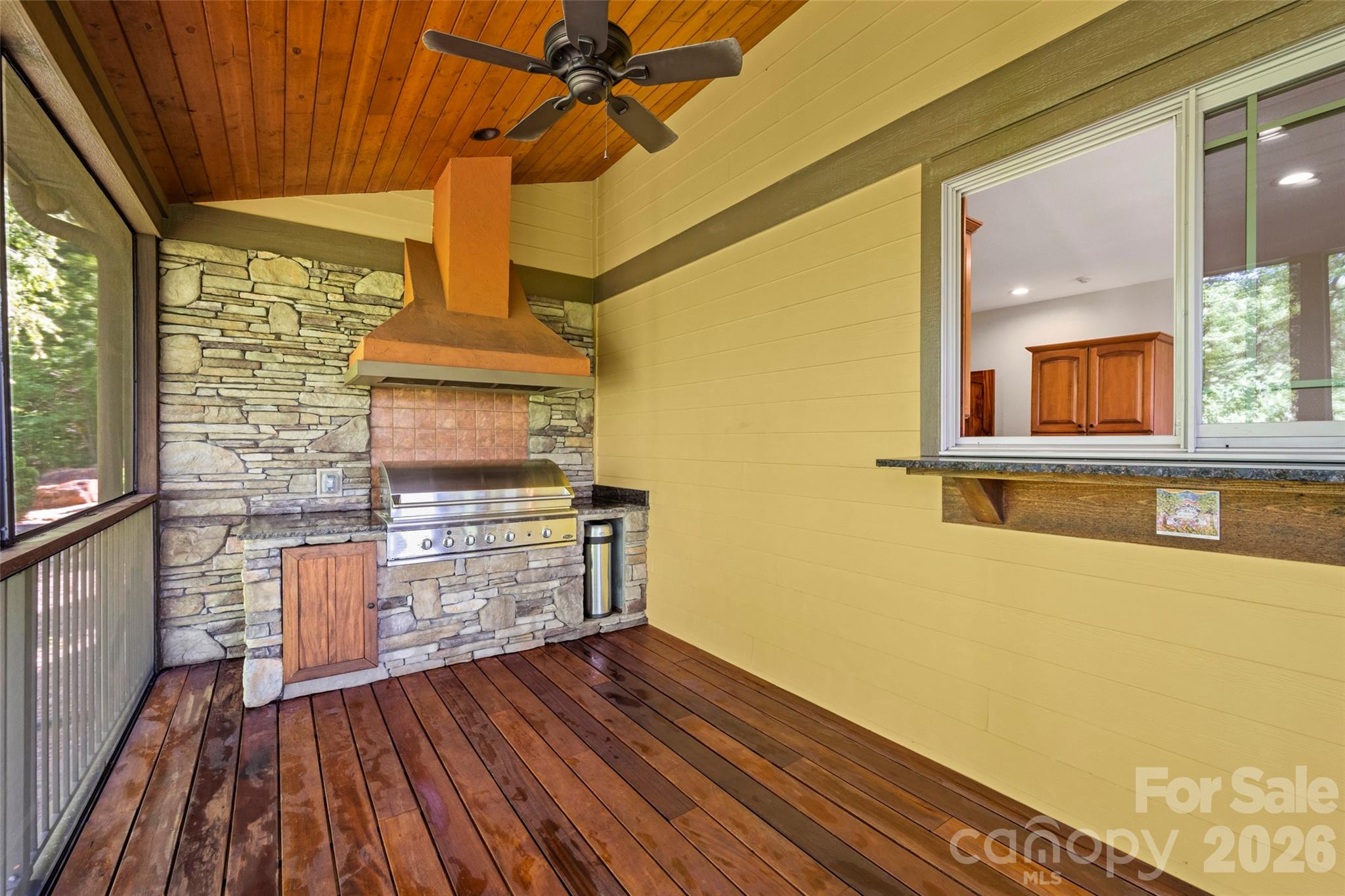 556 High Pines Loop Property Photo 39