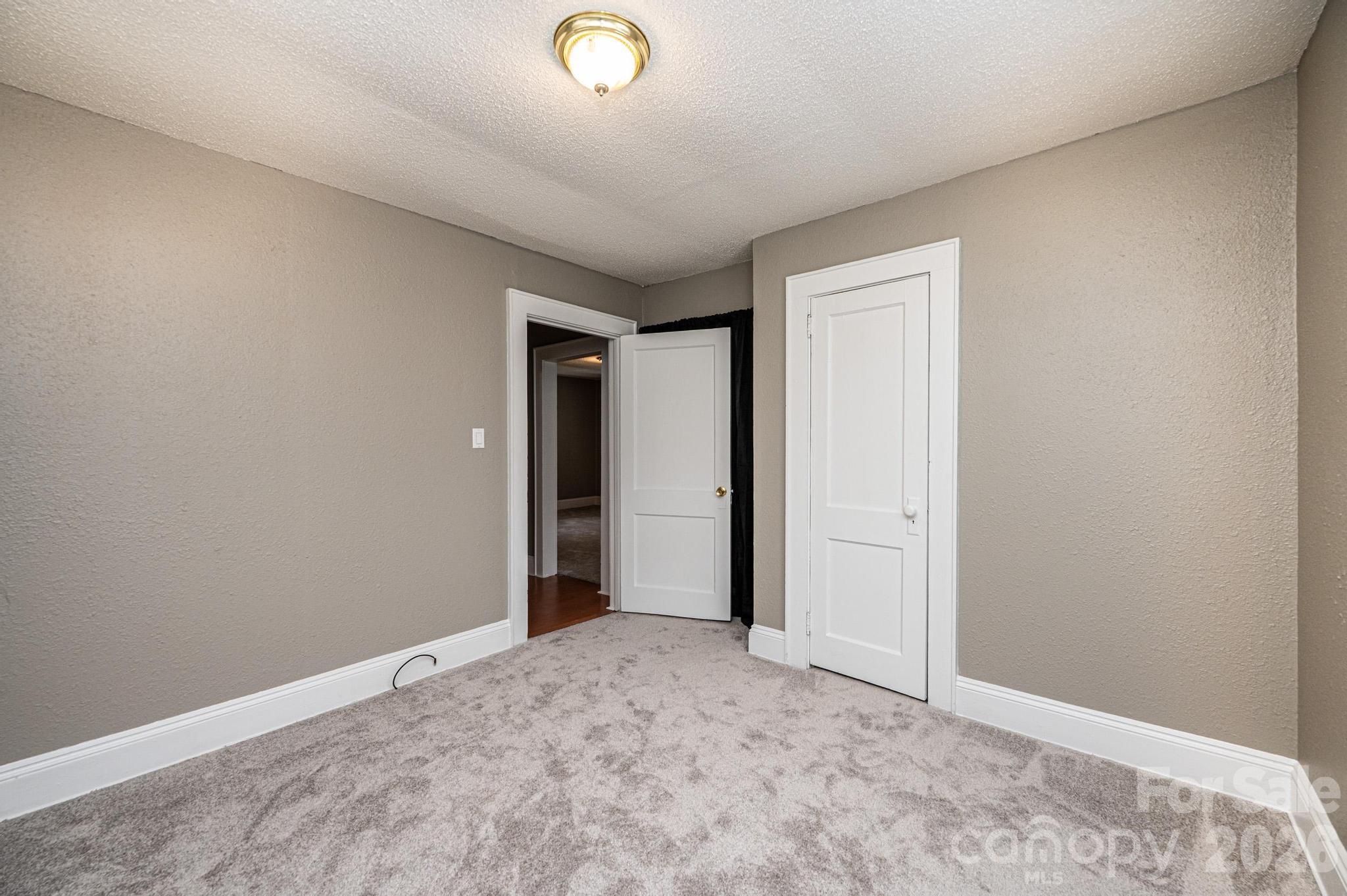1725 8th Avenue Property Photo 17
