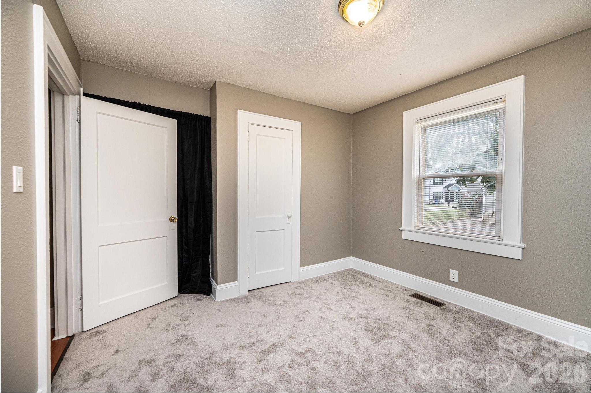1725 8th Avenue Property Photo 18