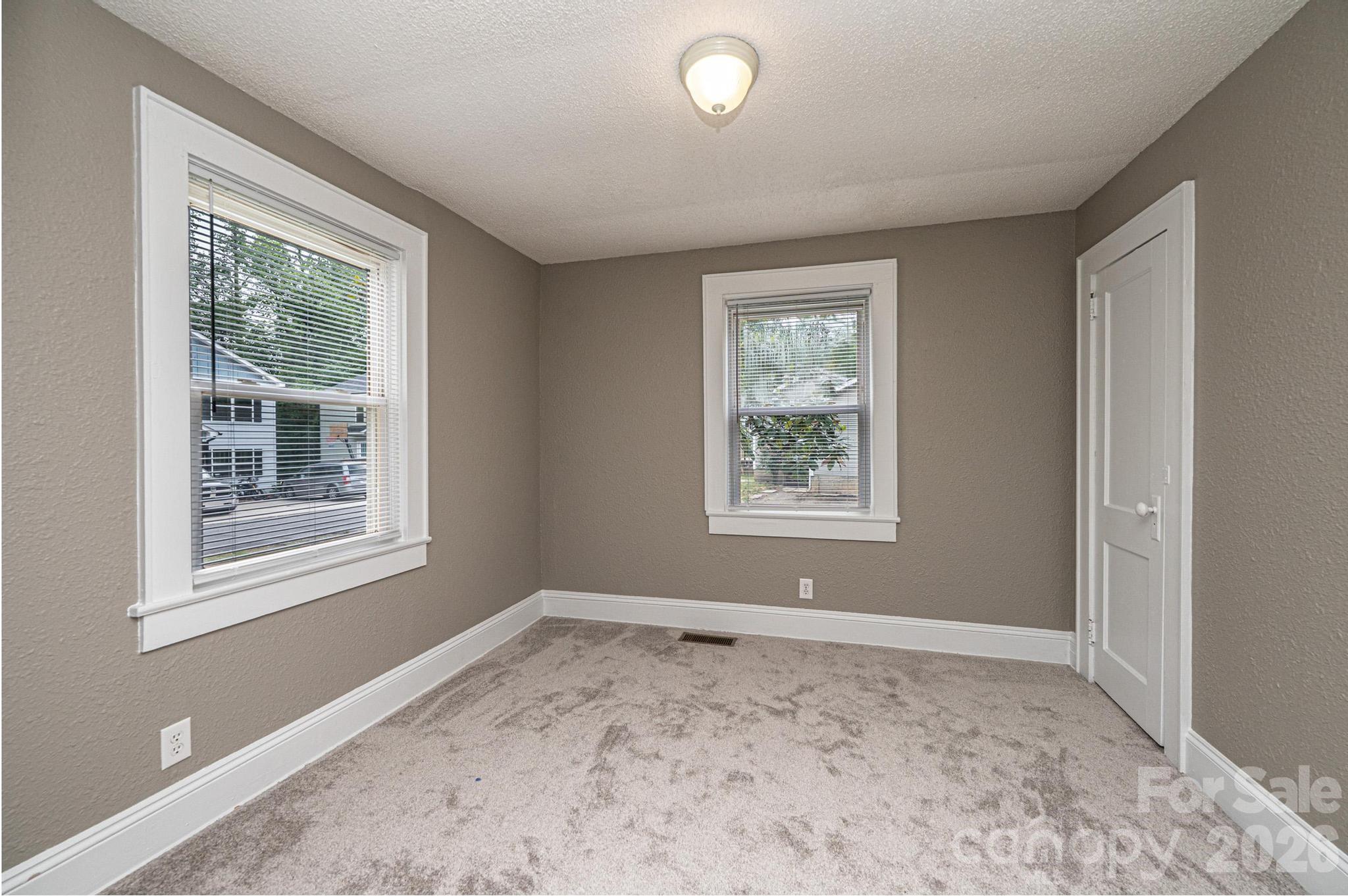 1725 8th Avenue Property Photo 21