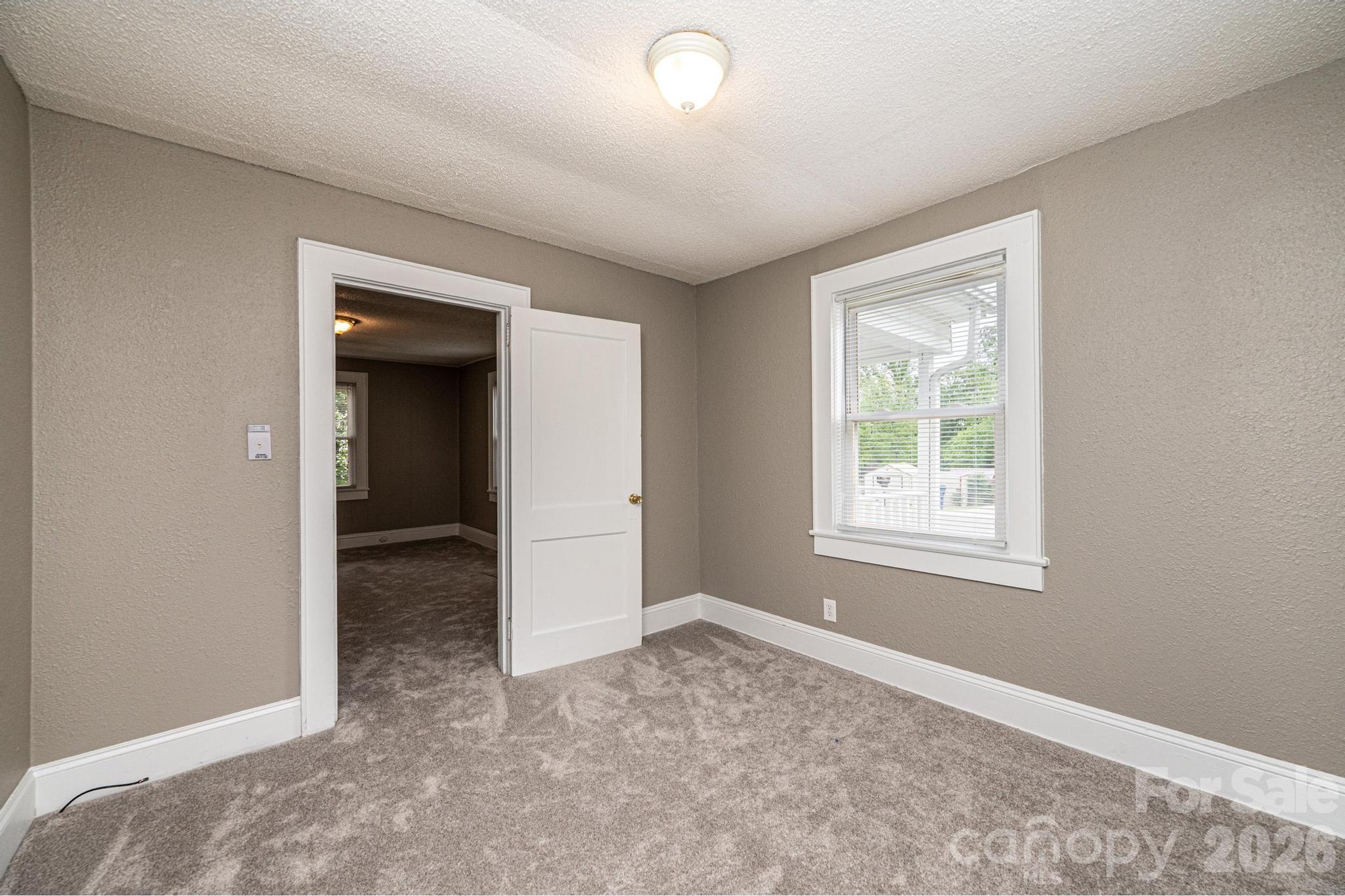 1725 8th Avenue Property Photo 22