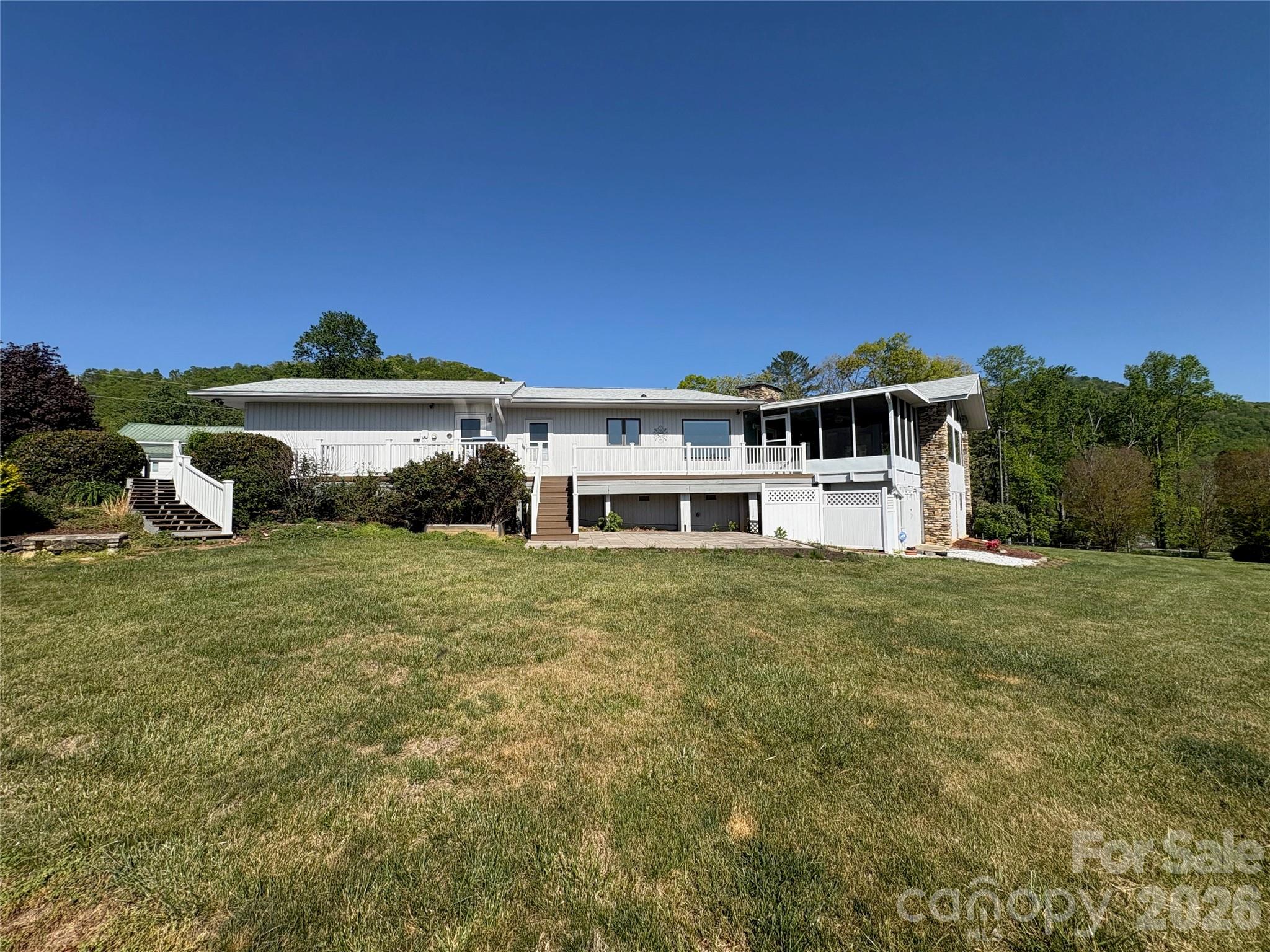 377 Upper Grassy Branch Road Property Photo 4