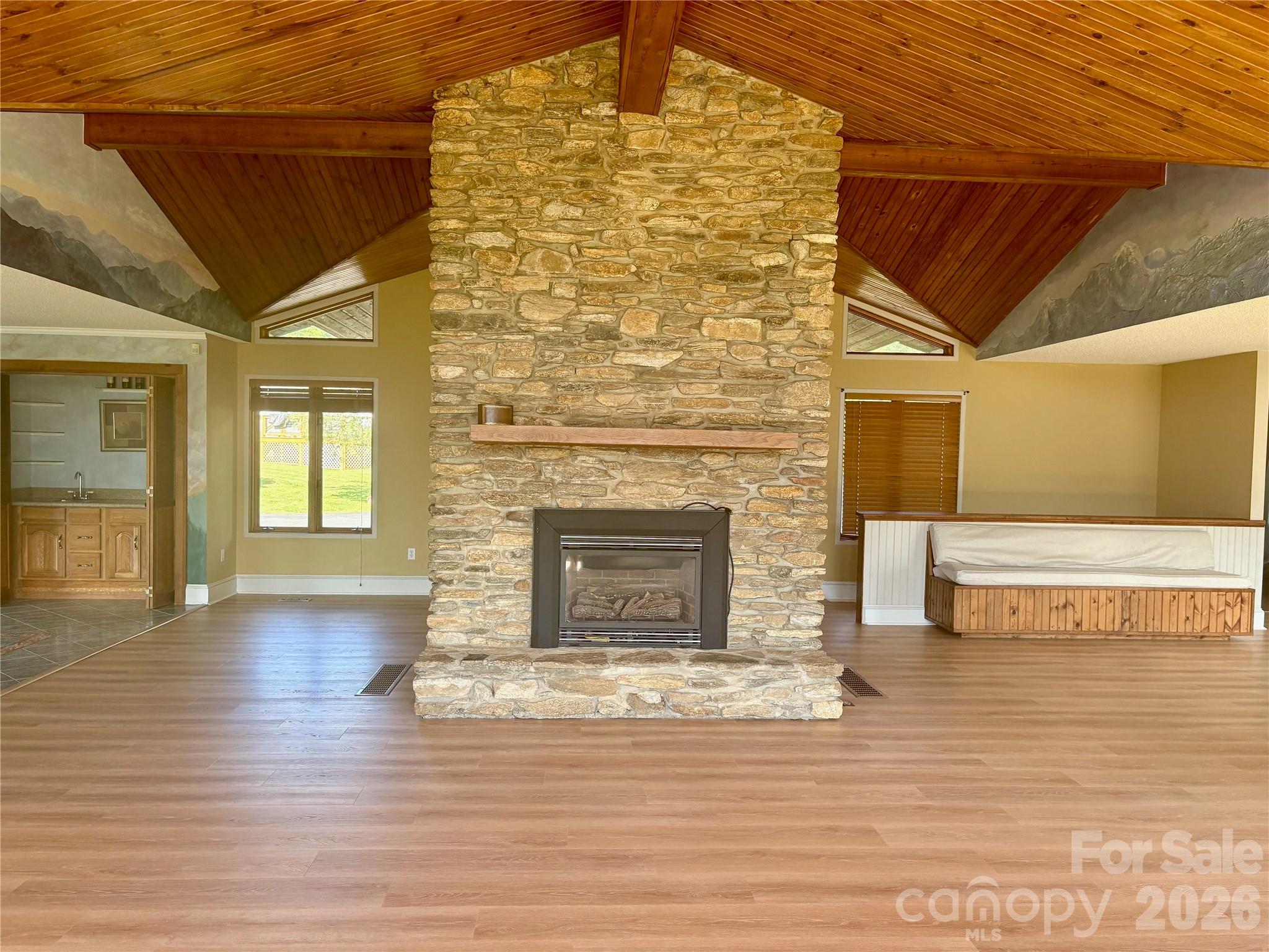 377 Upper Grassy Branch Road Property Photo 6