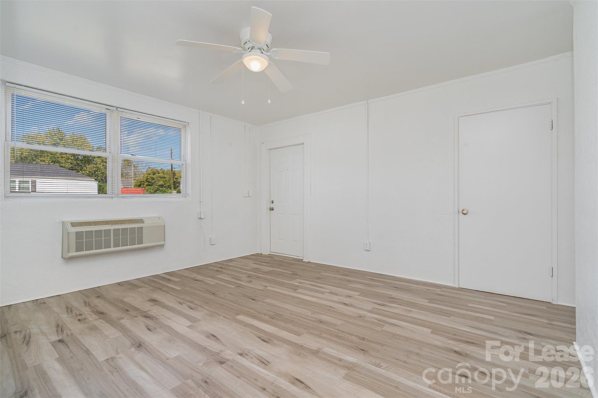 200 York Street B3 Property Photo 4