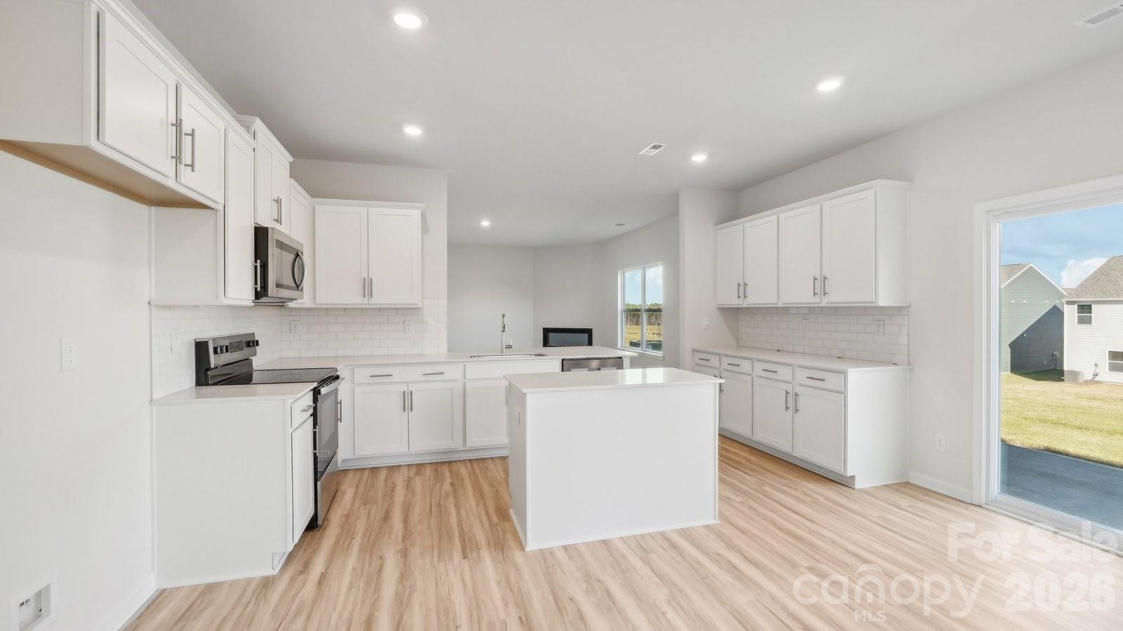 123 Ridgehaven Drive Property Photo 8