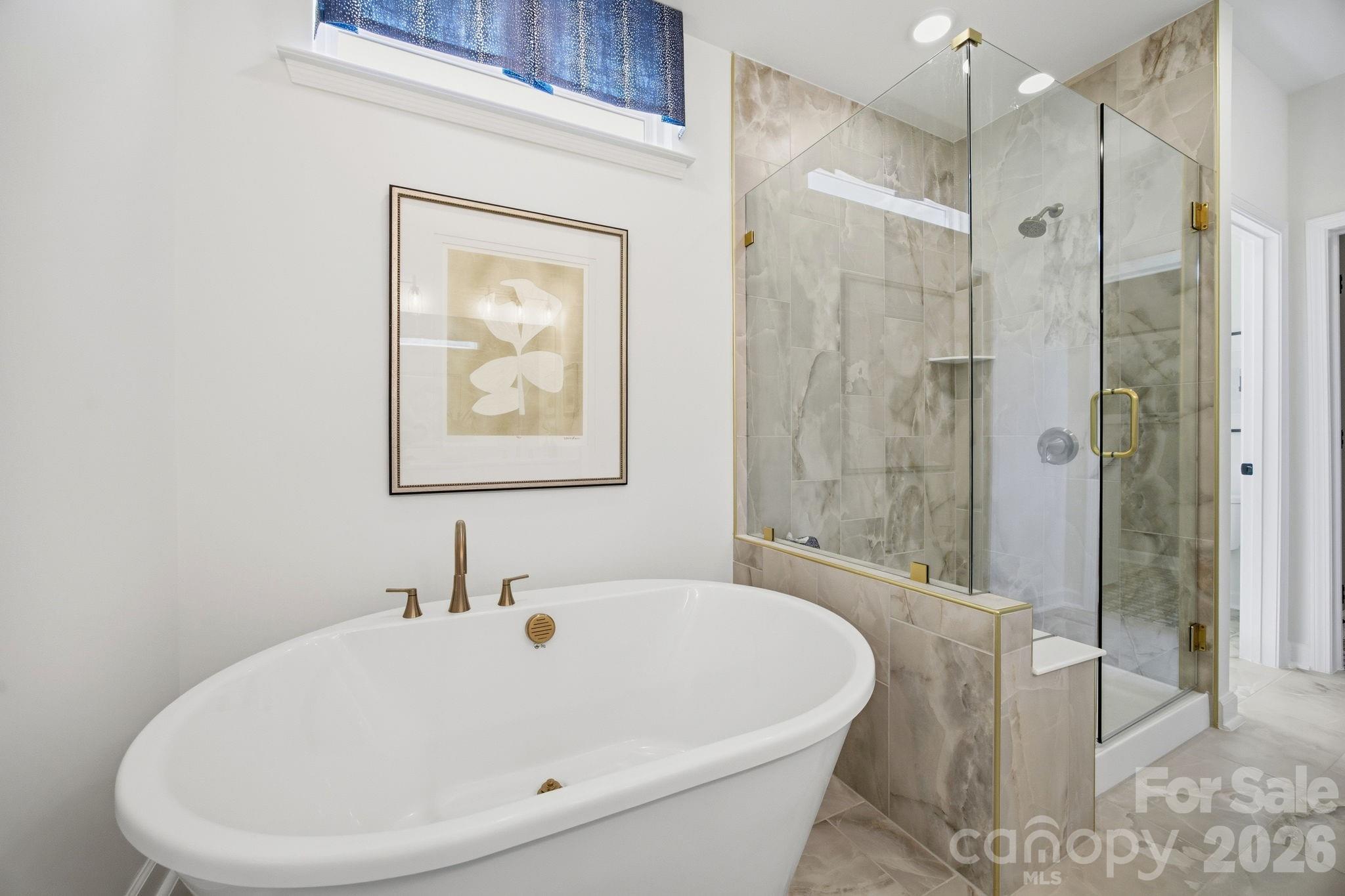 166 Windgate Way Property Photo 10