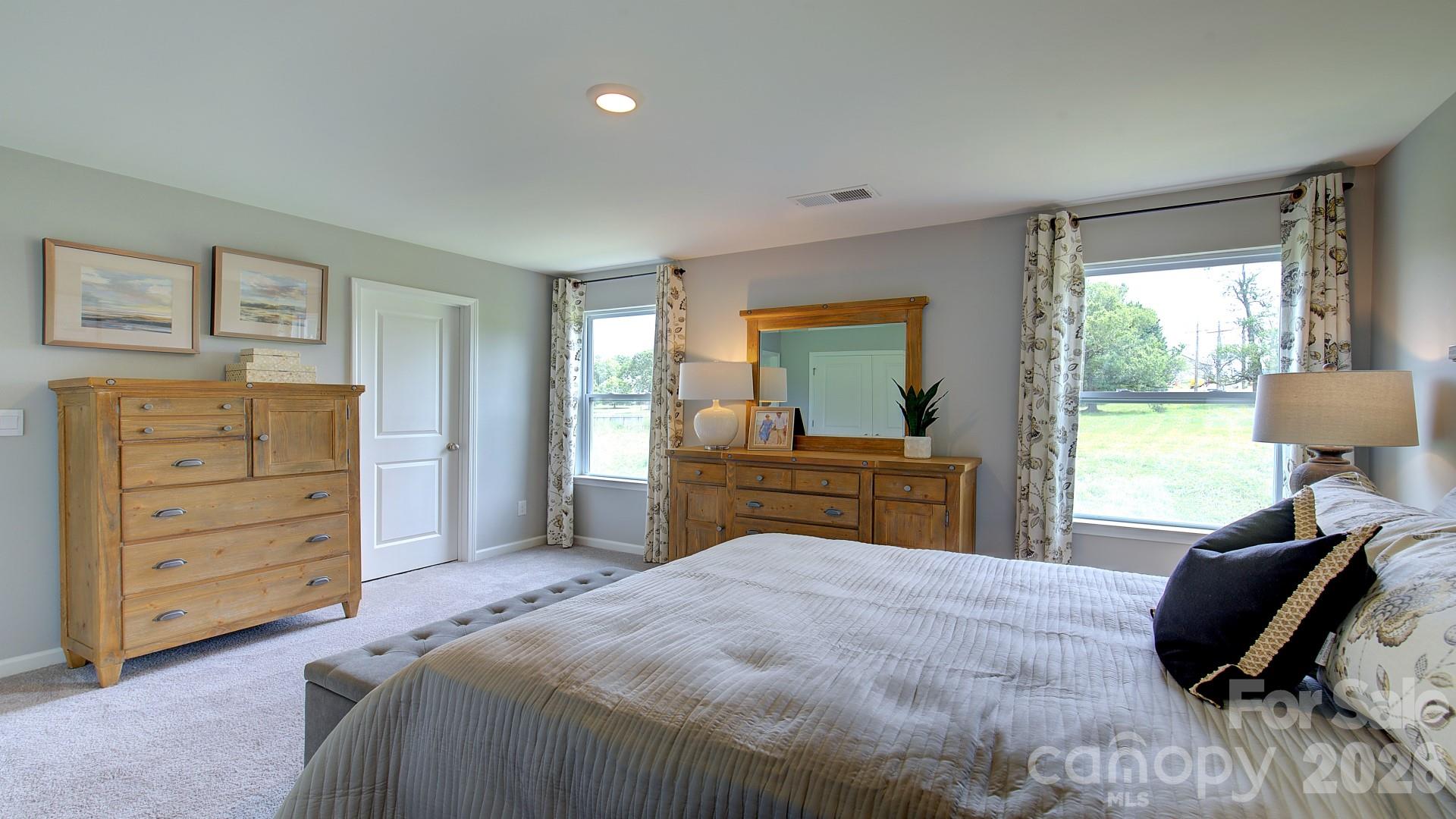 33 Ridgehaven Drive Property Photo 17