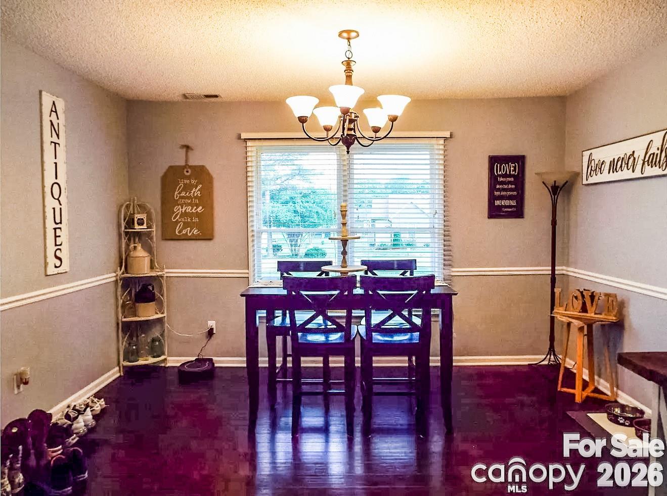 3120 Basilwood Circle Property Photo 5