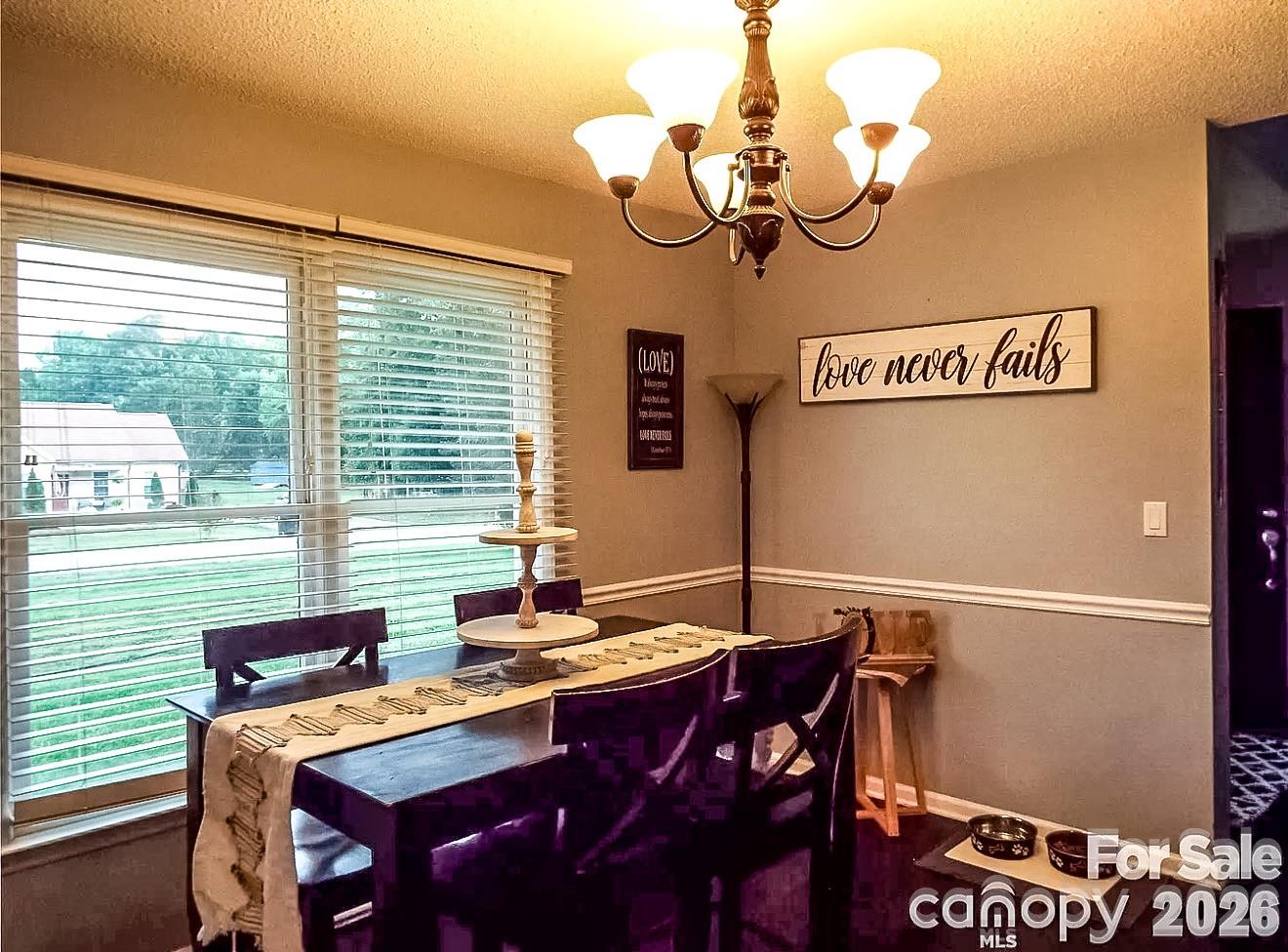 3120 Basilwood Circle Property Photo 6