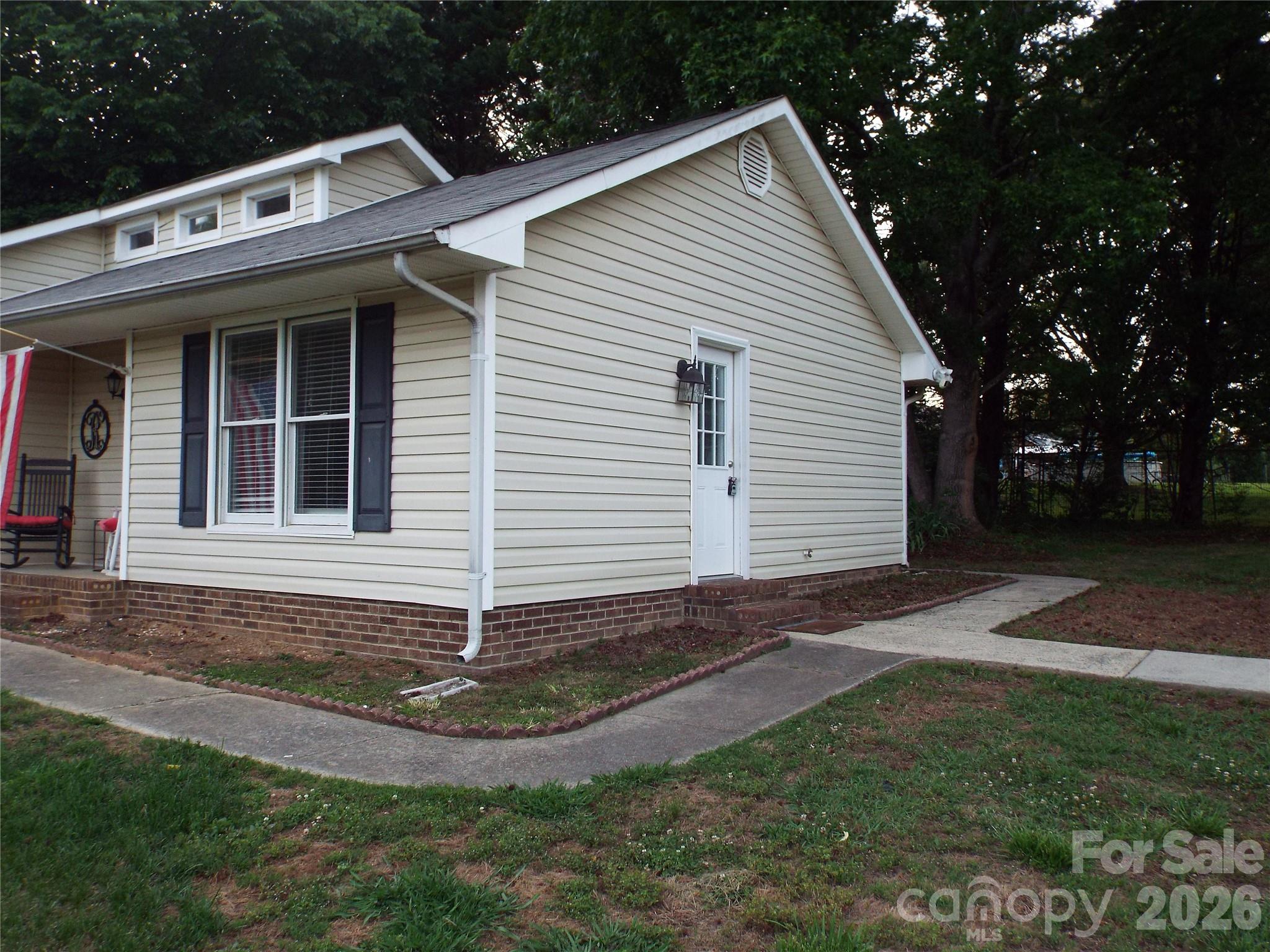 3120 Basilwood Circle Property Photo 15